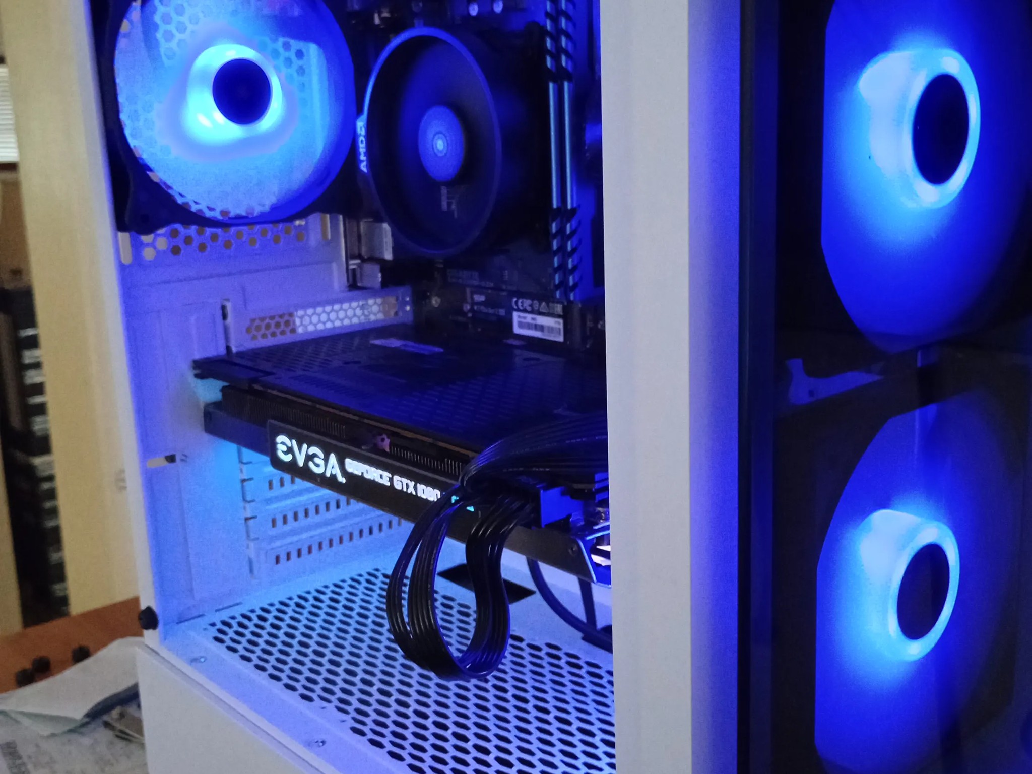 New Custom Built 1080P Gaming Rig w/ Ryzen 5 3600 & EVGA GTX 1080 8GB VRAM