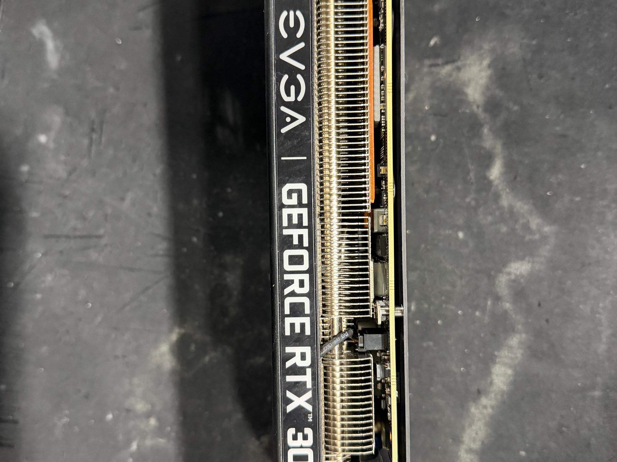 EVGA GeForce RTX 3080 XC3 GAMING w/ Minor Wear and Tear