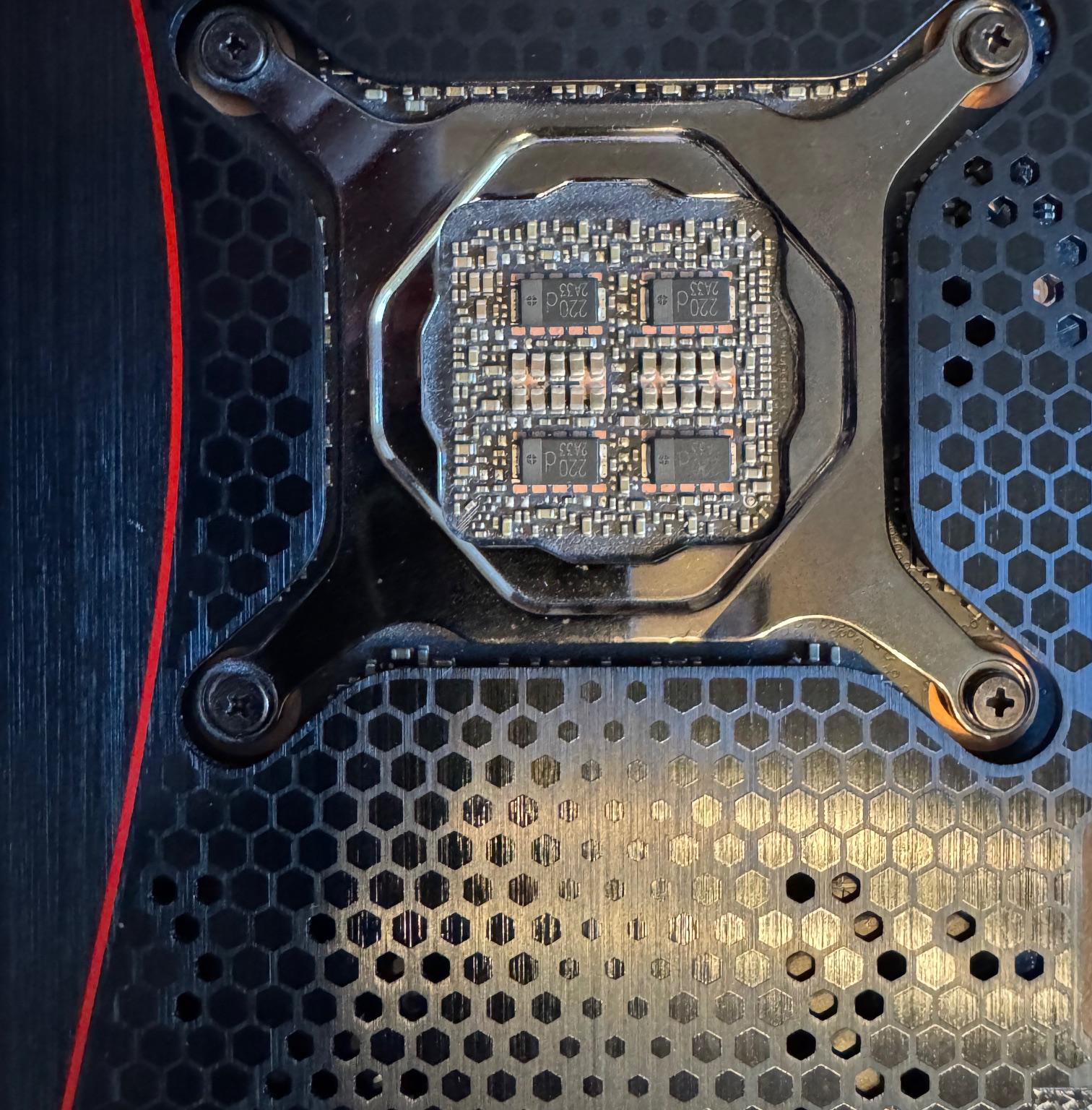 EVGA GeForce RTX 3090 FTW3 ULTRA GAMING