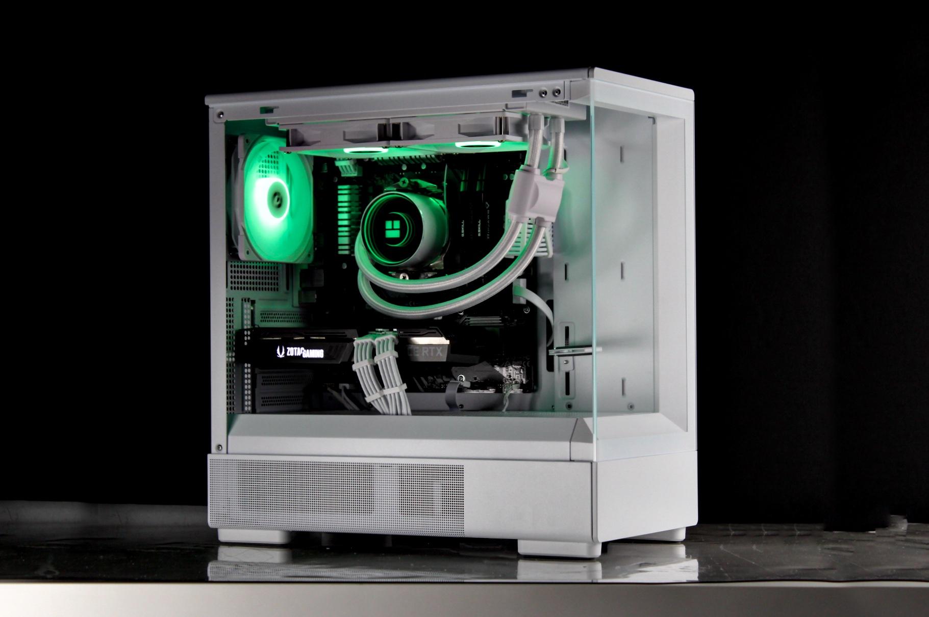 White Gaming PC – RTX 3070, Ryzen 7 3700X, 32GB, 1TB SSD - RGB, WiFi, BlueTooth