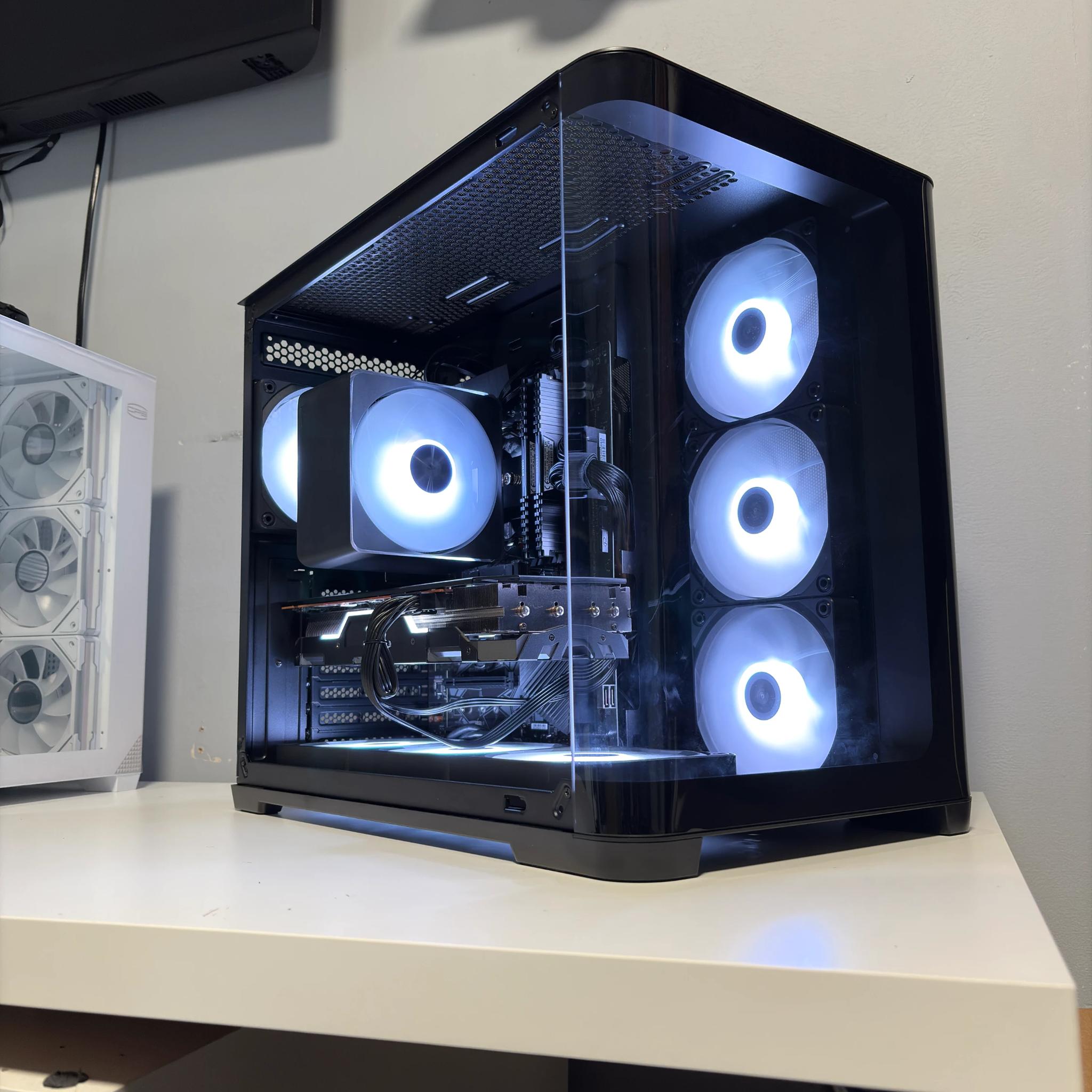 Apex Series Gaming PC / Ryzen 5 + RX 5700 XT / NVMe SSD / Ready to Play!