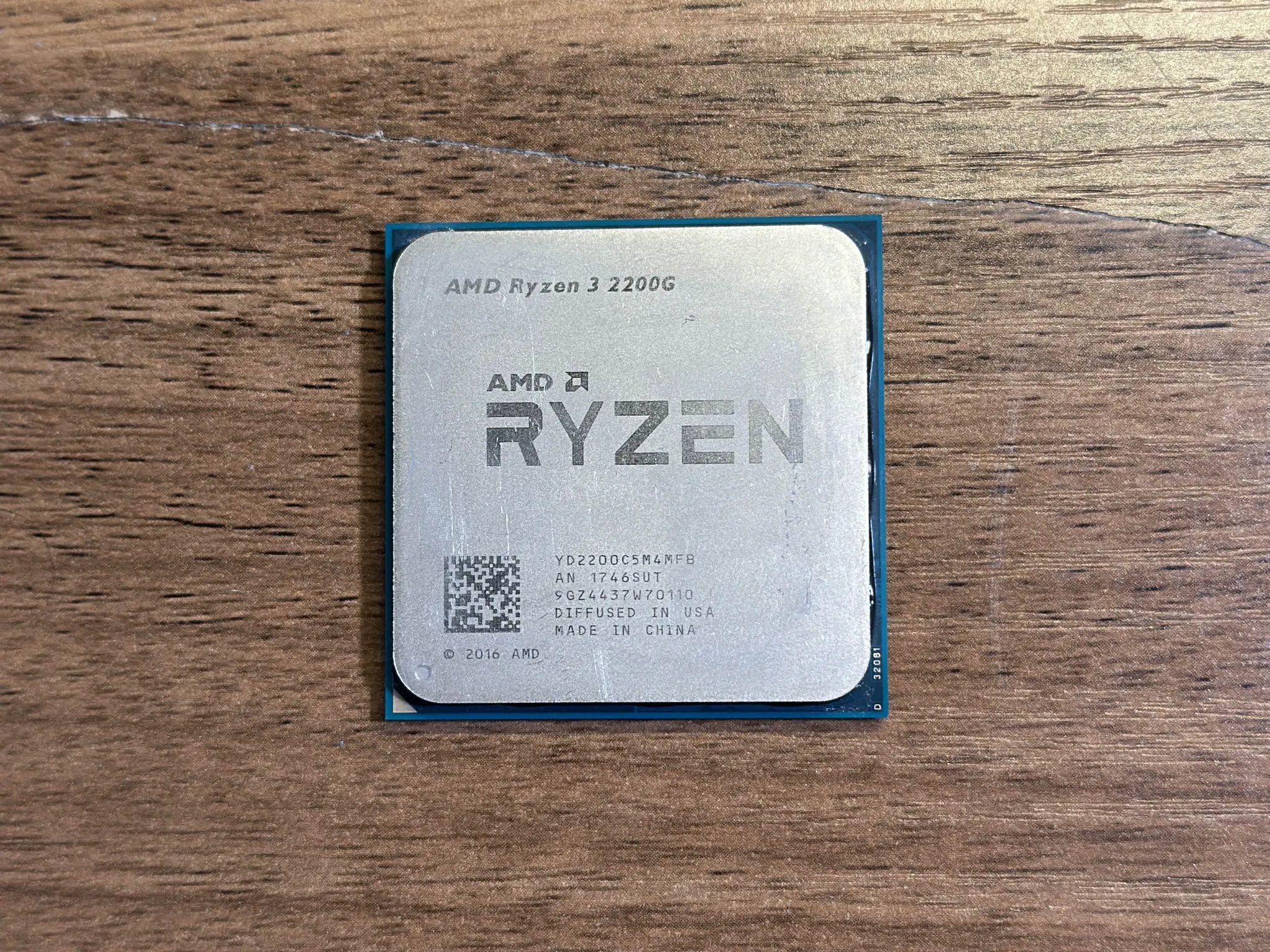 AMD Ryzen 3 2200G Processor CPU