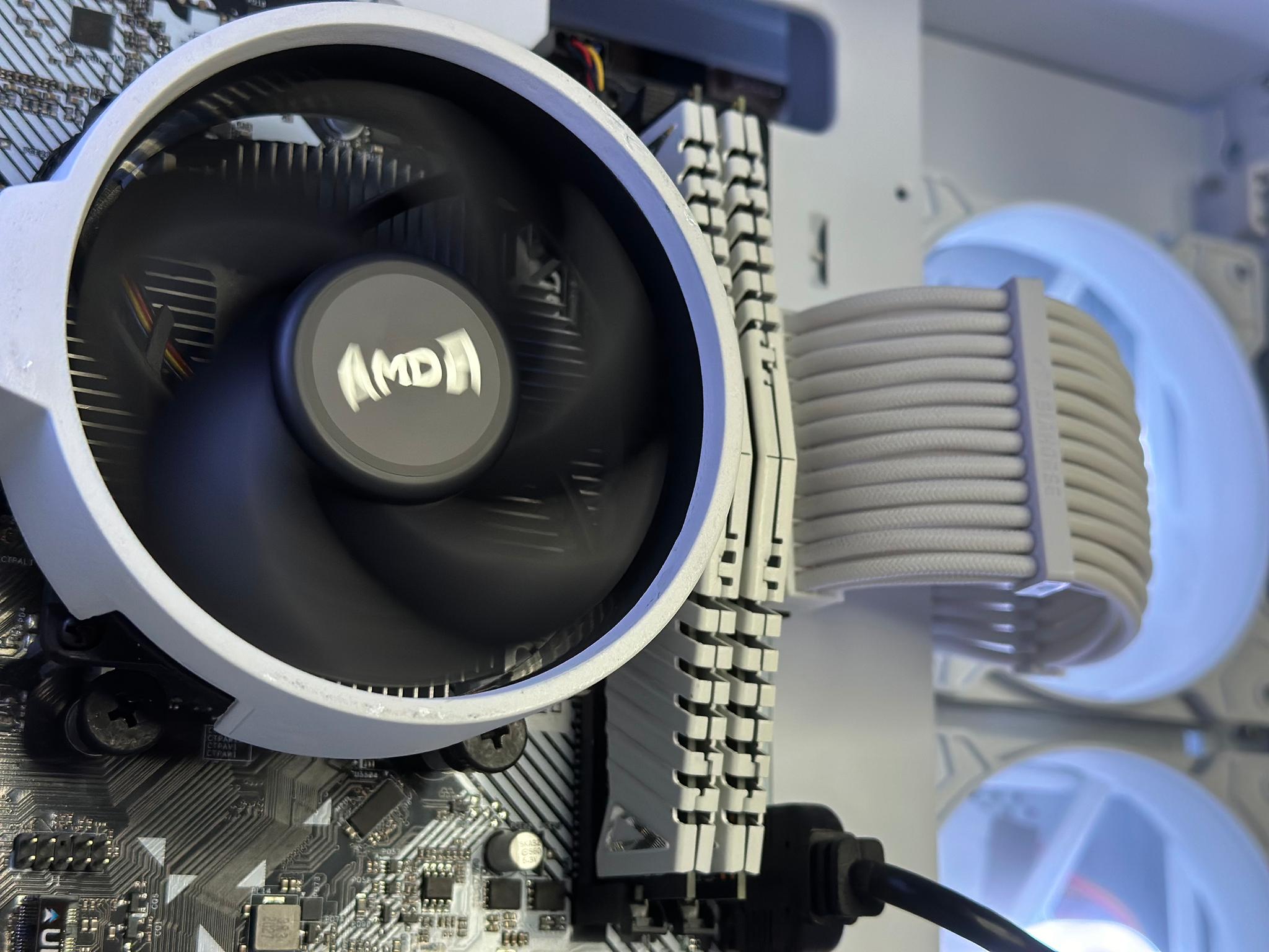 ❄️ Yuki 🧊 | Budget Gaming/Streaming PC | AMD Ryzen 5 2600, RTX 2070, 1tb SSD, 16gb, WiFi 6