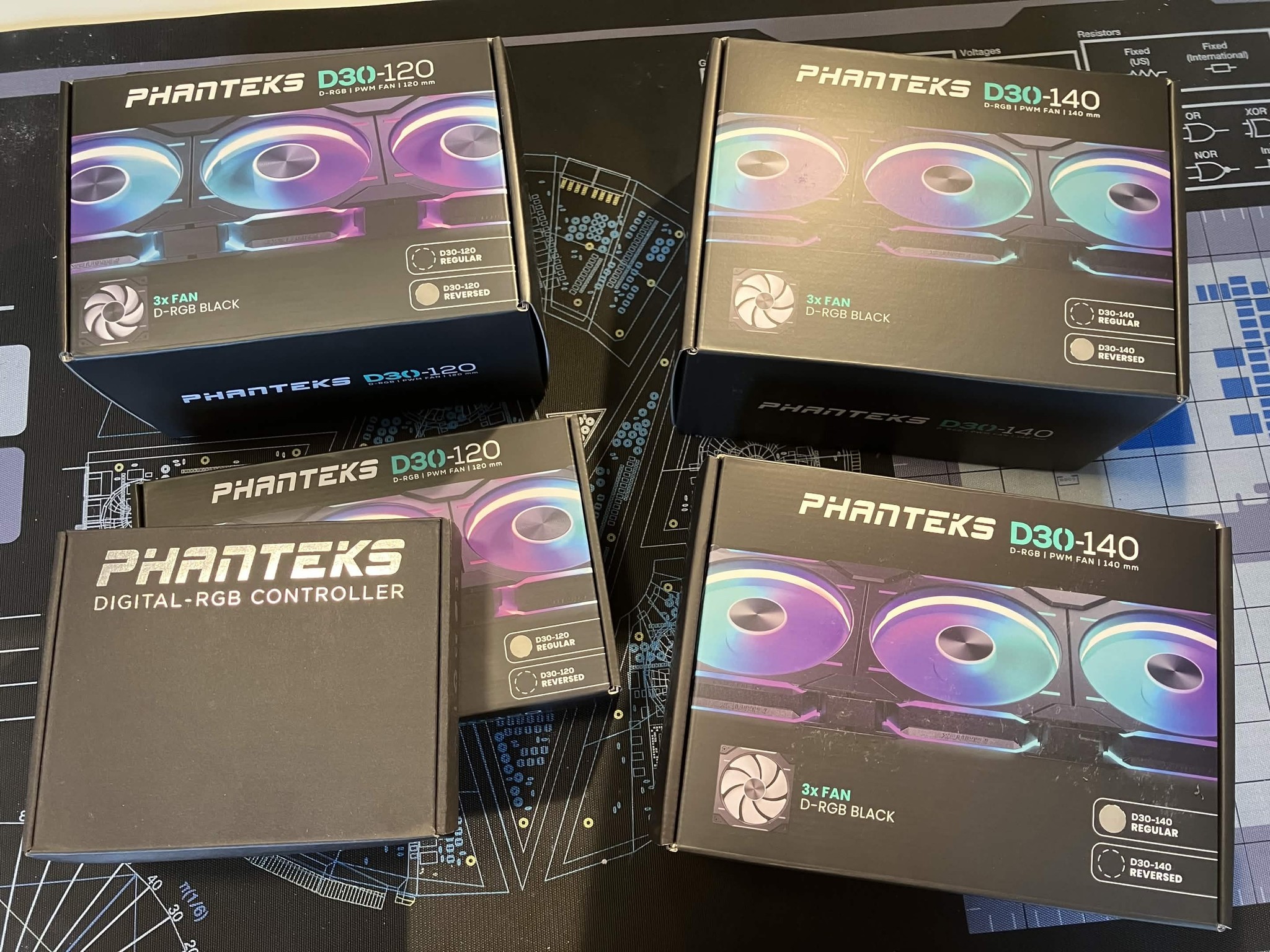 Phanteks D30 RGB Bundle