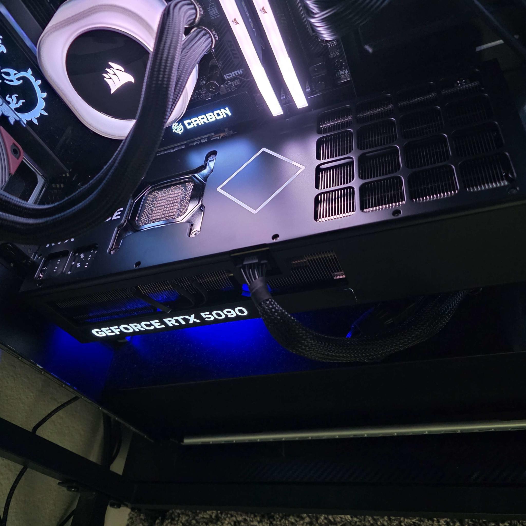 HP RTX 5090