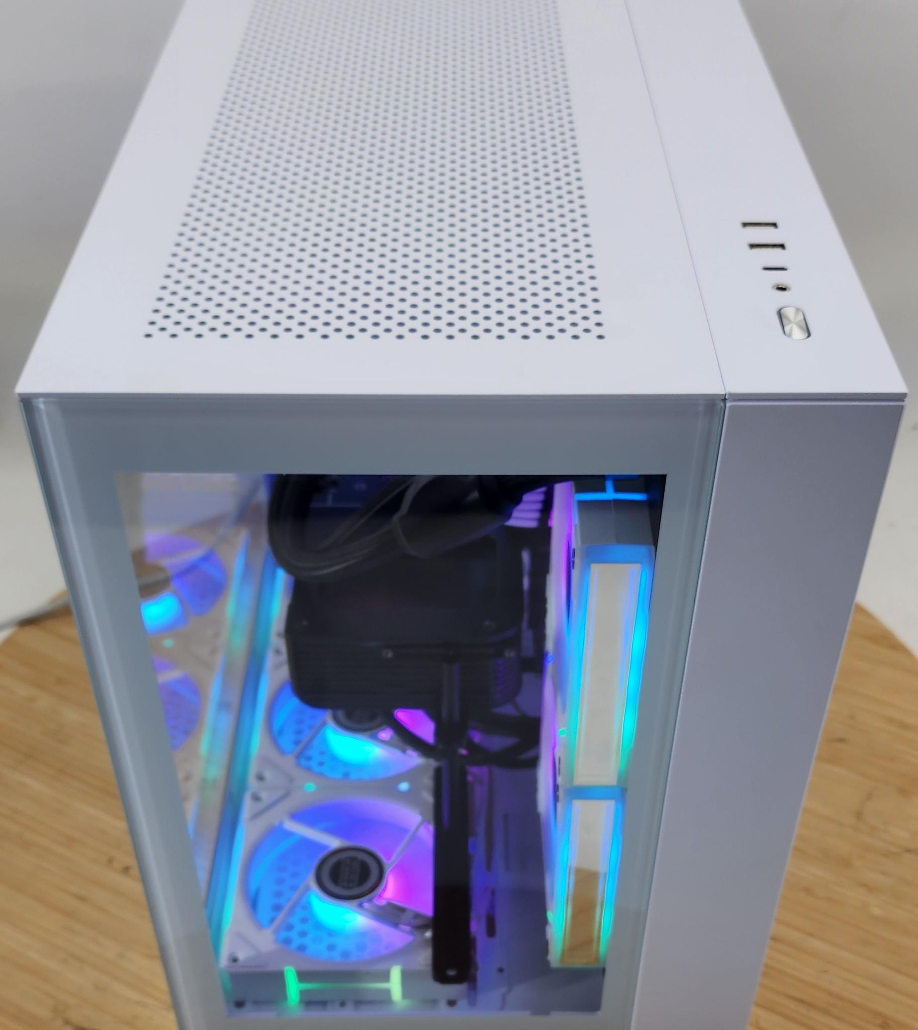 Gaming PC Ryzen 7 9700X 32GB RAM 1TB SSD RTX 5070 12GB Windows 11 Computer