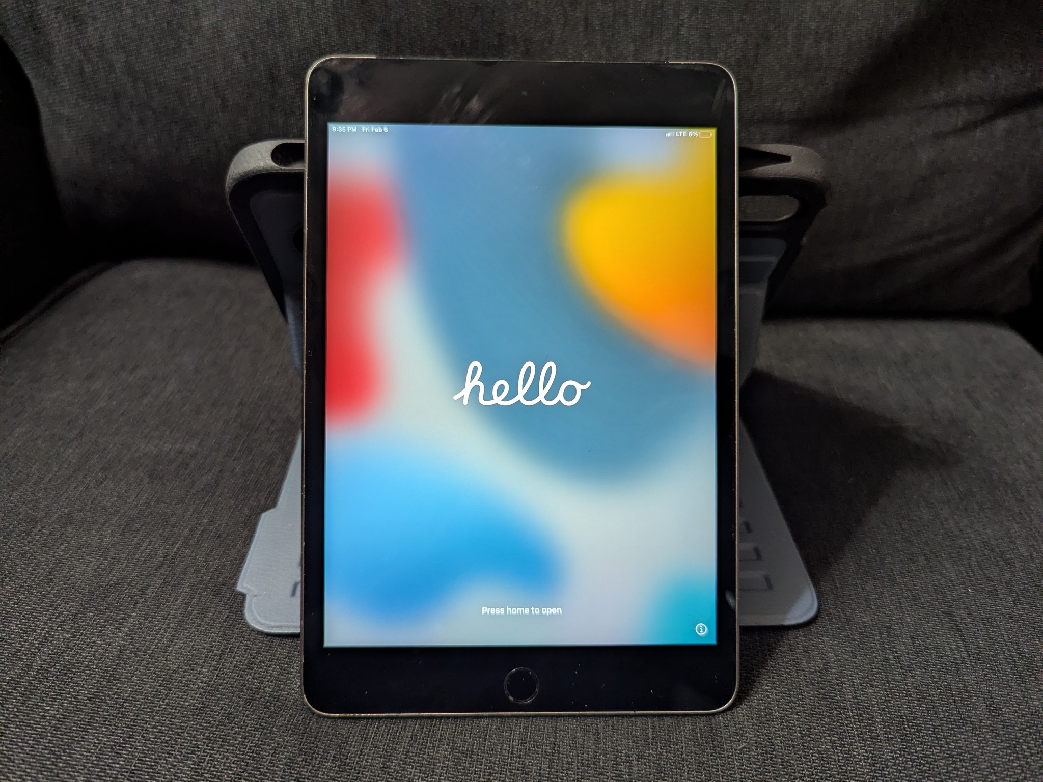 APPLE IPAD MINI 4 | 7.9" | 128GB | WI-FI | SPACE GRAY | Grade A