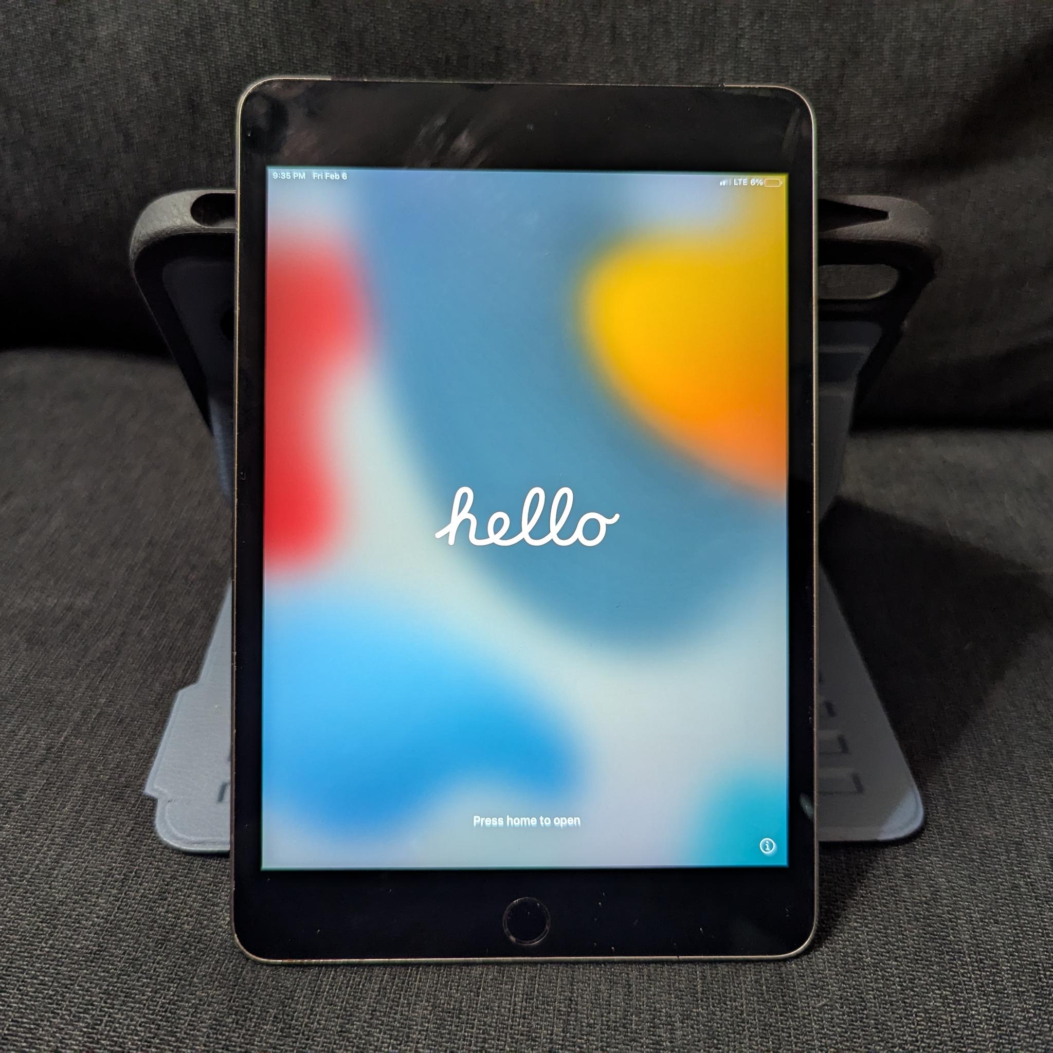 APPLE IPAD MINI 4 | 7.9" | 128GB | WI-FI | SPACE GRAY | Grade A