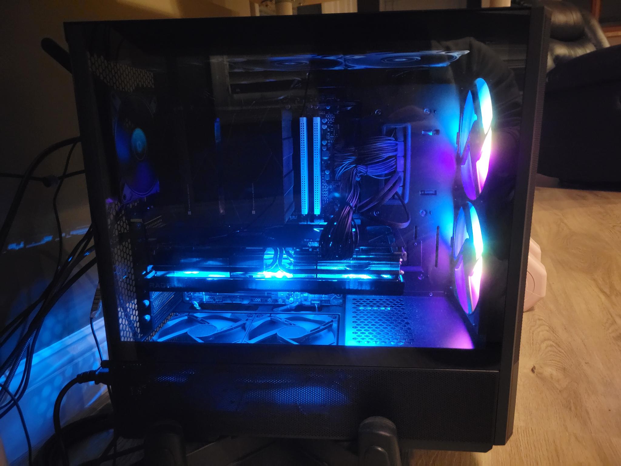 Gaming PC 9800X3D 7900XTX 32GB DDR5 2TB NVMe