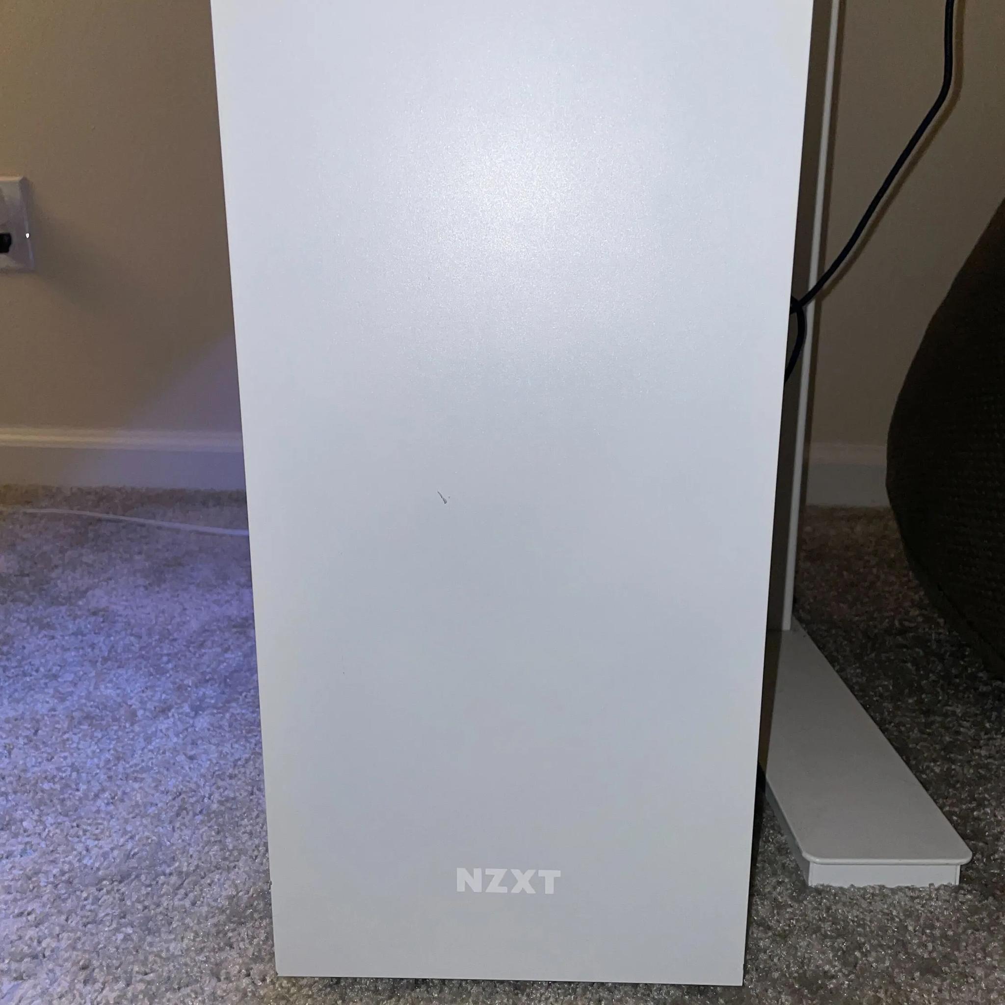 intel i9, RTX 3070, 32gb ram, 1tb ssd