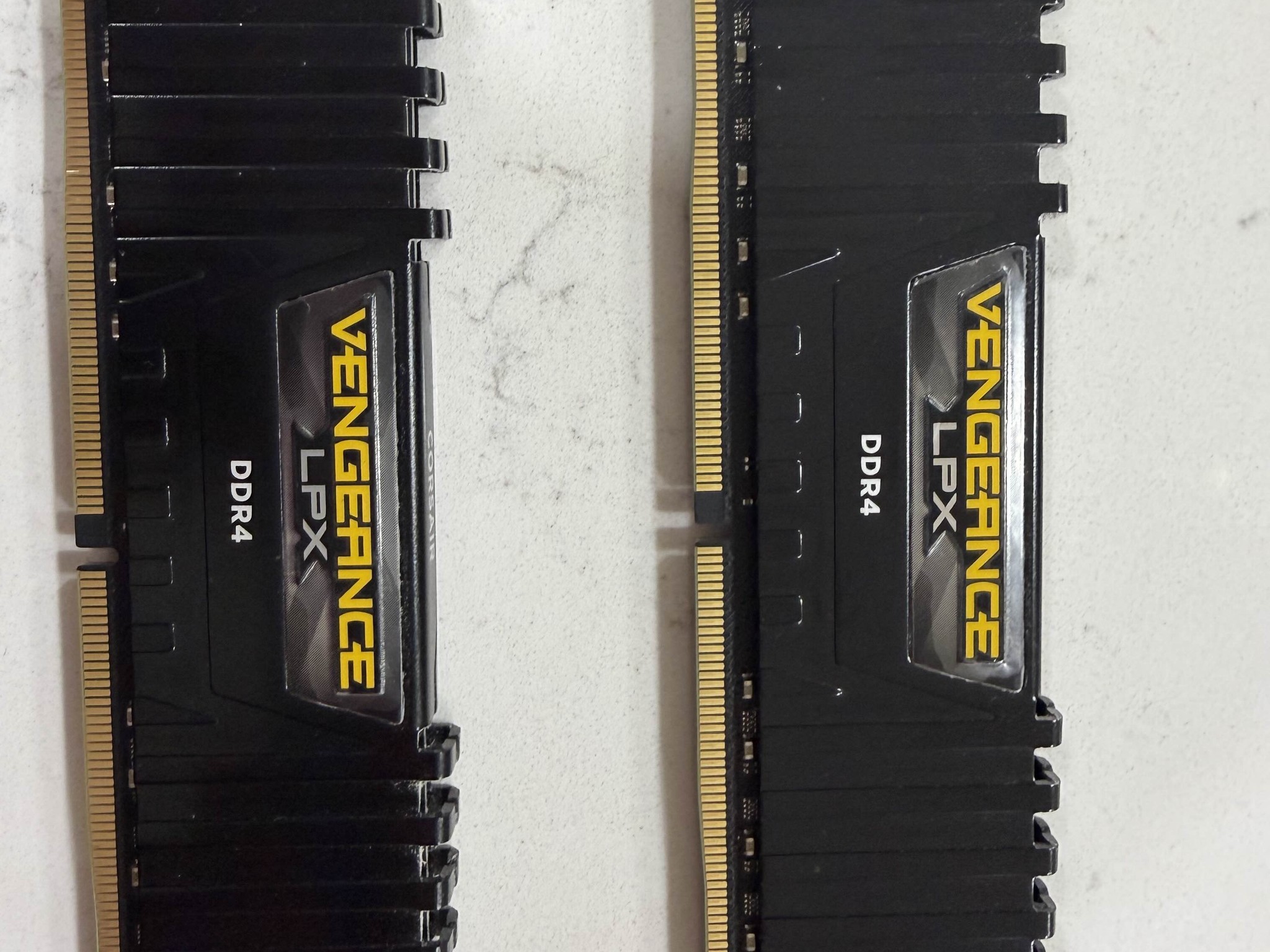 Corsair Vengeance LPX 64GB (2x32GB) RAM DDR4 3200MHz CMK64GX4M2E3200C16