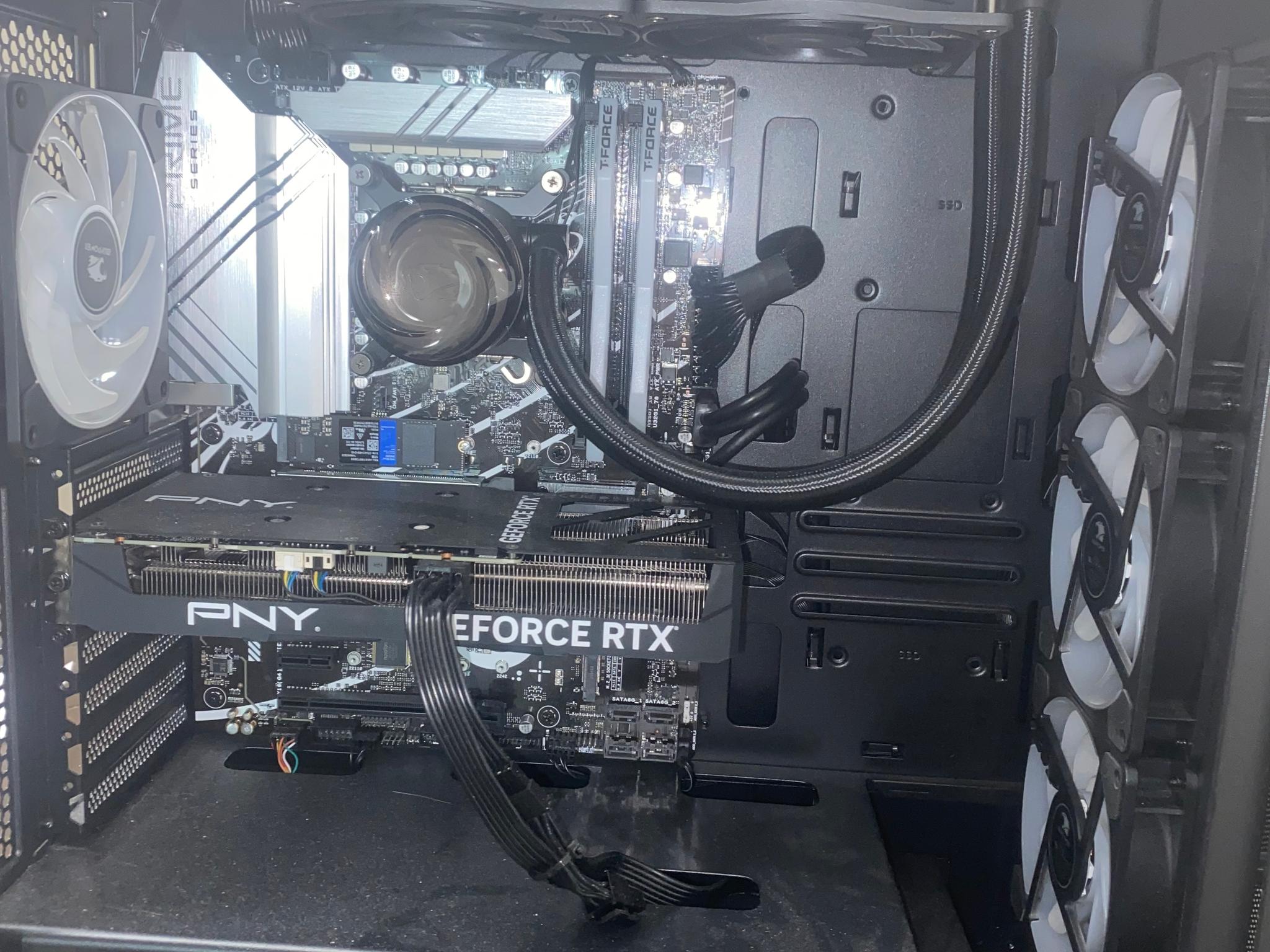 Intel Core 14th Gen Pro Gaming PC (iBUYPOWER)