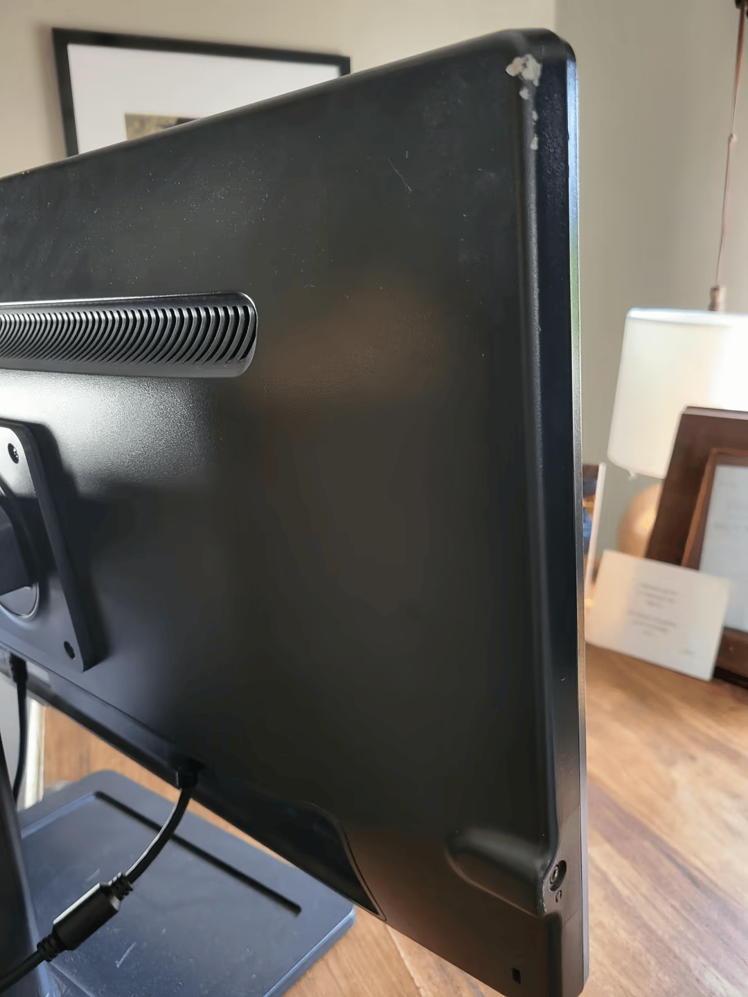 BenQ Zowie XL2411P **Used with light damage**  (1080p, 144hz, 24 inches, TN panel)