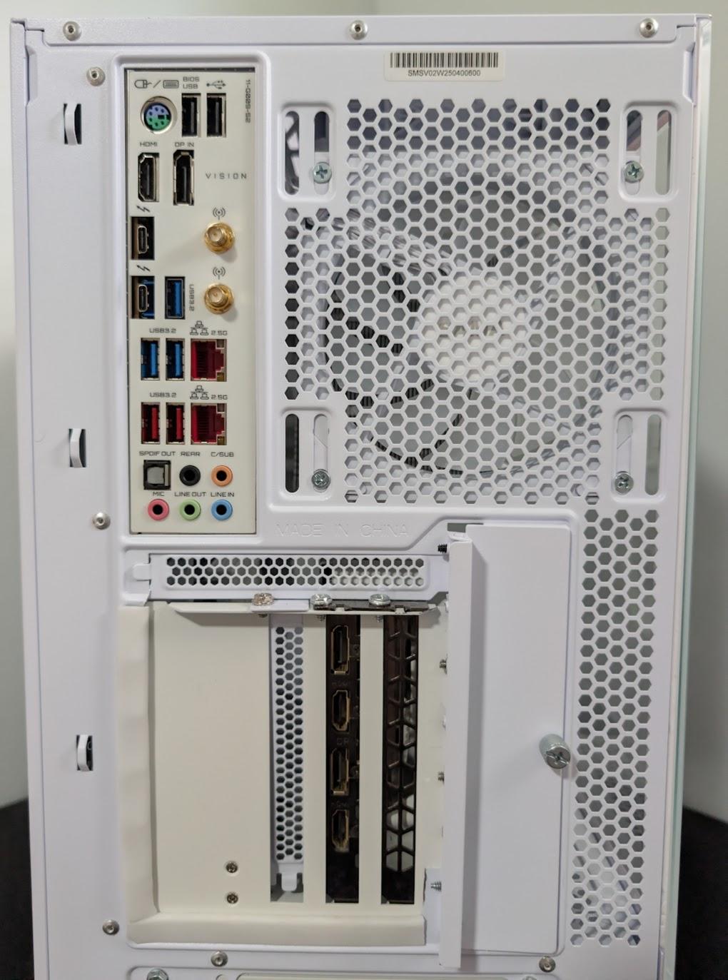 GIGABYTE Dual Vision Showcase PC - RTX 3070 / Ryzen 5700X / 32GB CL16 / Thunderbolt 3 Creator Build