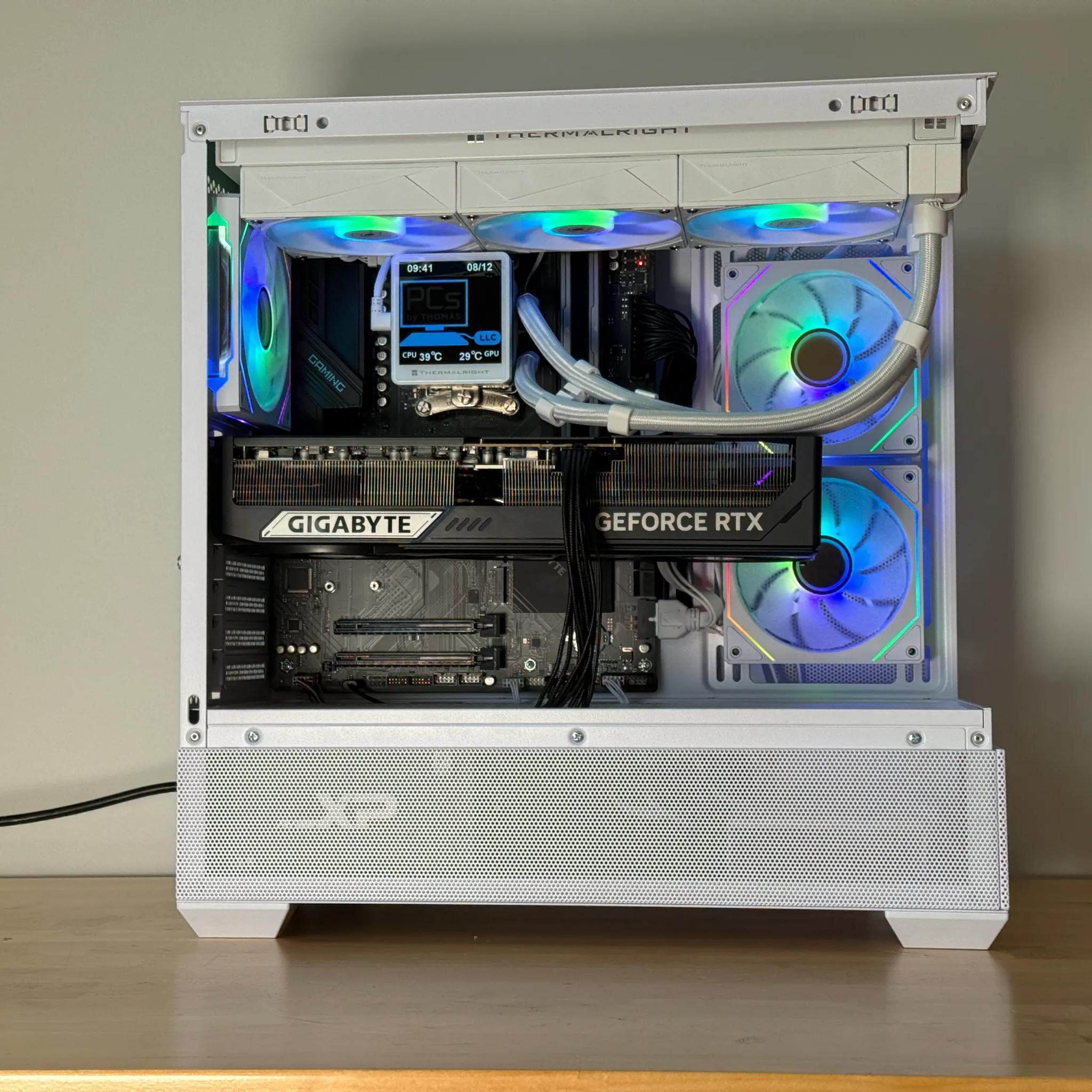RTX 5090 Ryzen 7 9800x3d Gaming PC 4TB SSD 96GB DDR4