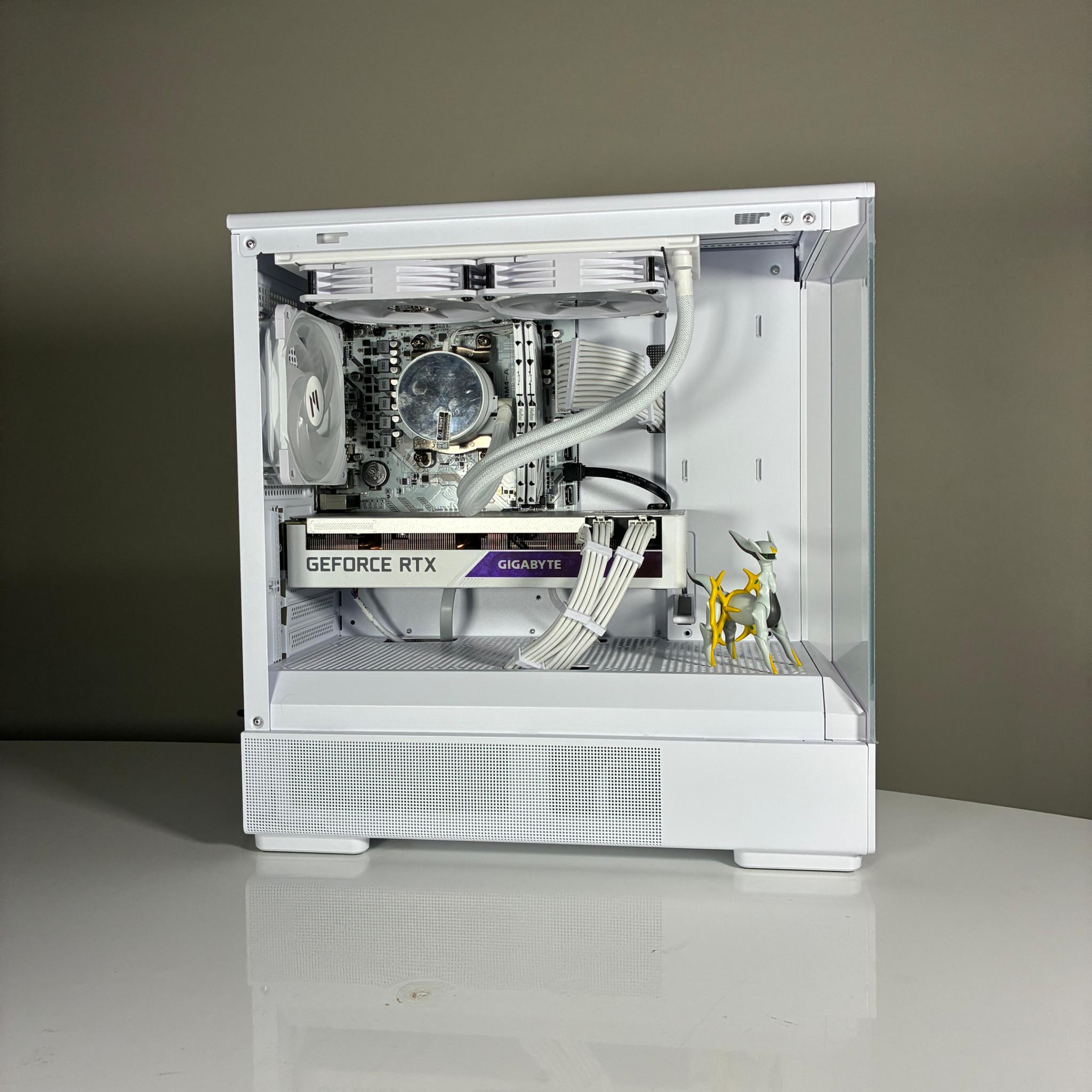 WICKED WHITE PC | RTX 3070 | Ryzen 7 3700X | 32 GB RAM | 1.5 TB Storage