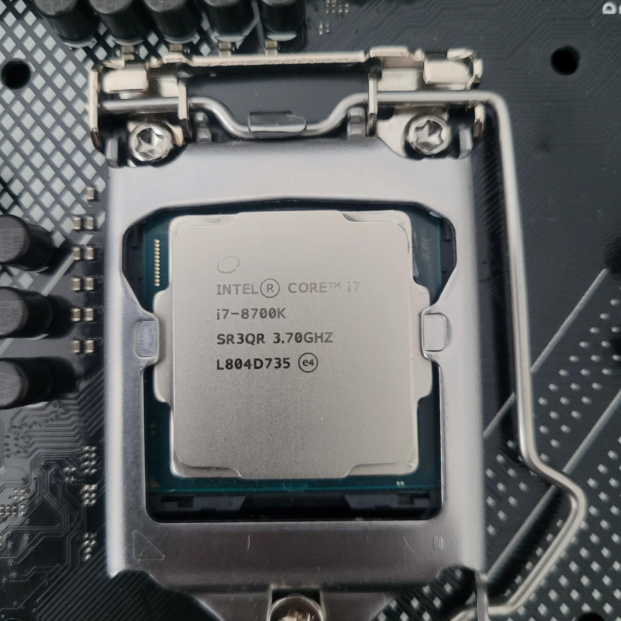 Asus Prime Z390-A with Intel i7 8700K