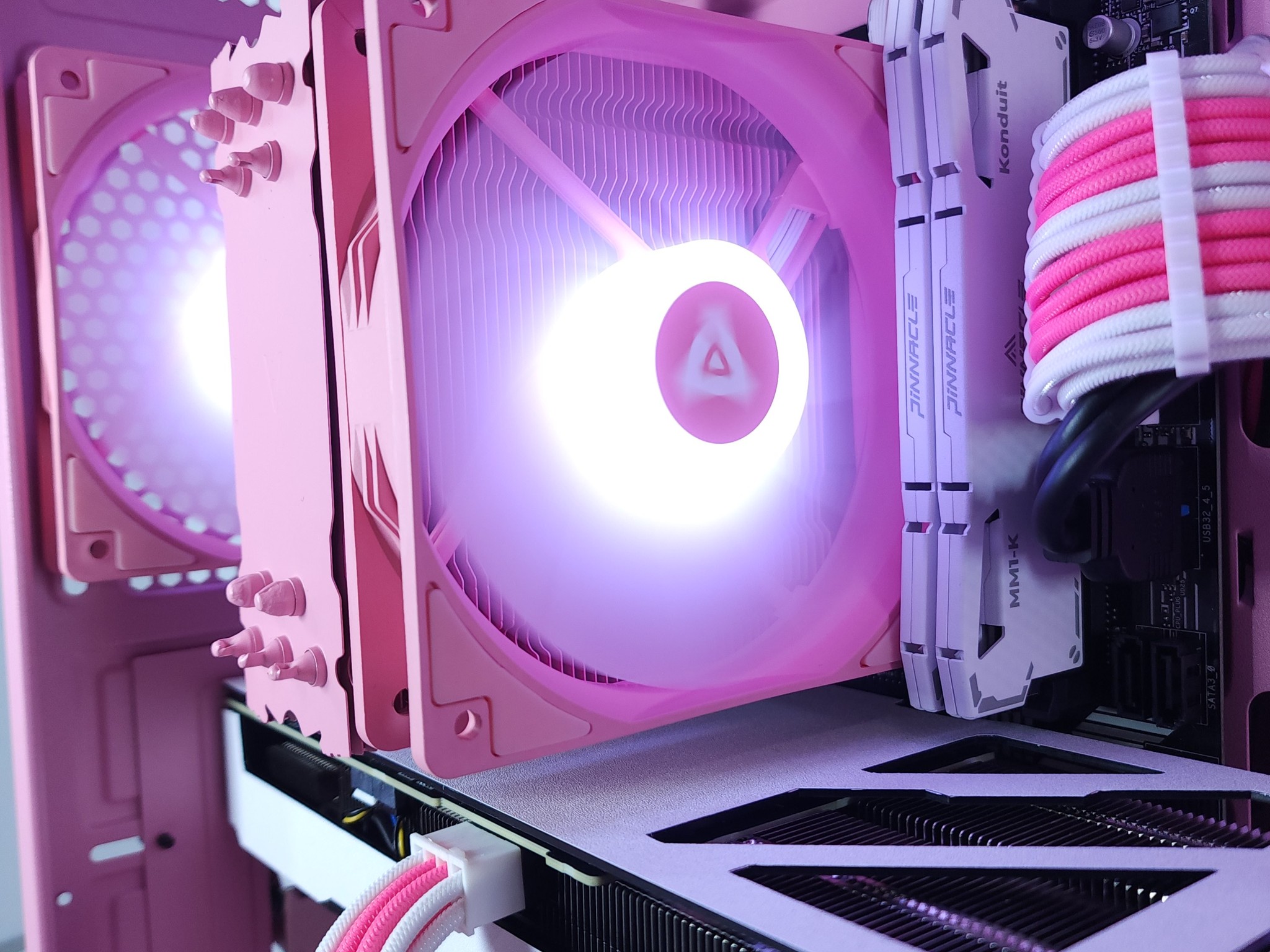 💗RTX 4070●Core i5 12400F●1440p Gaming Computer