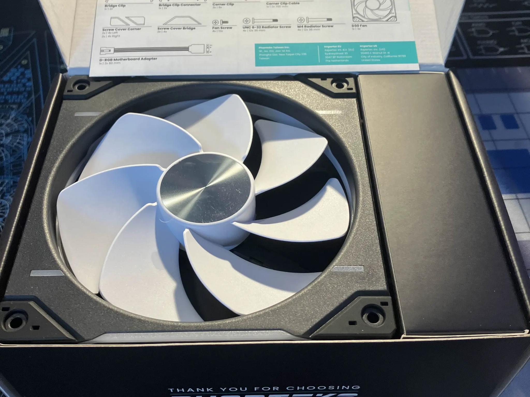 3-Pack Phanteks D30-140 Reverse Blade RGB Fans