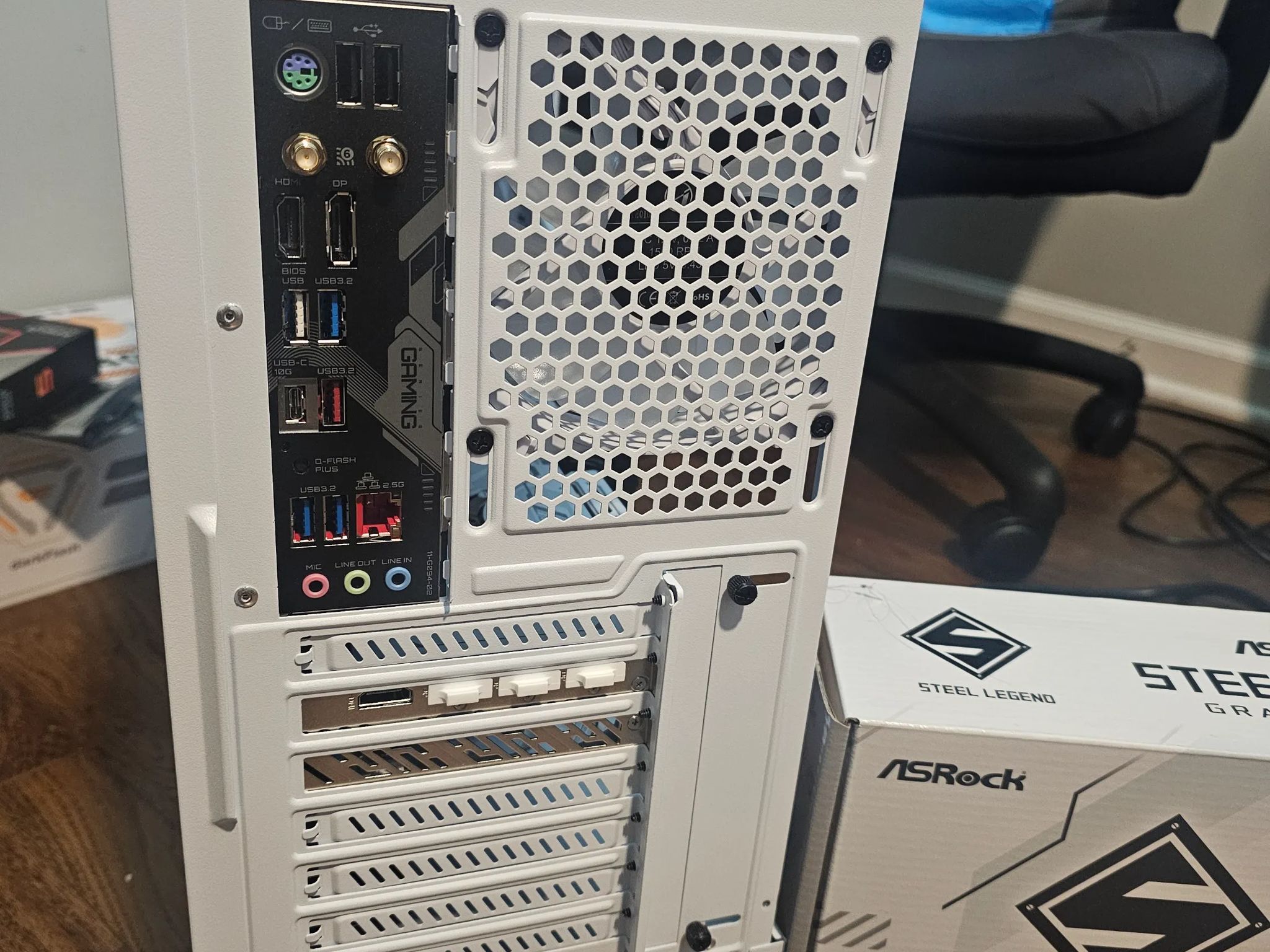 RX 9070 XT | Ryzen 5 9600x | 32GB DDR5 | 2TB NVME| Windows 11 Pro