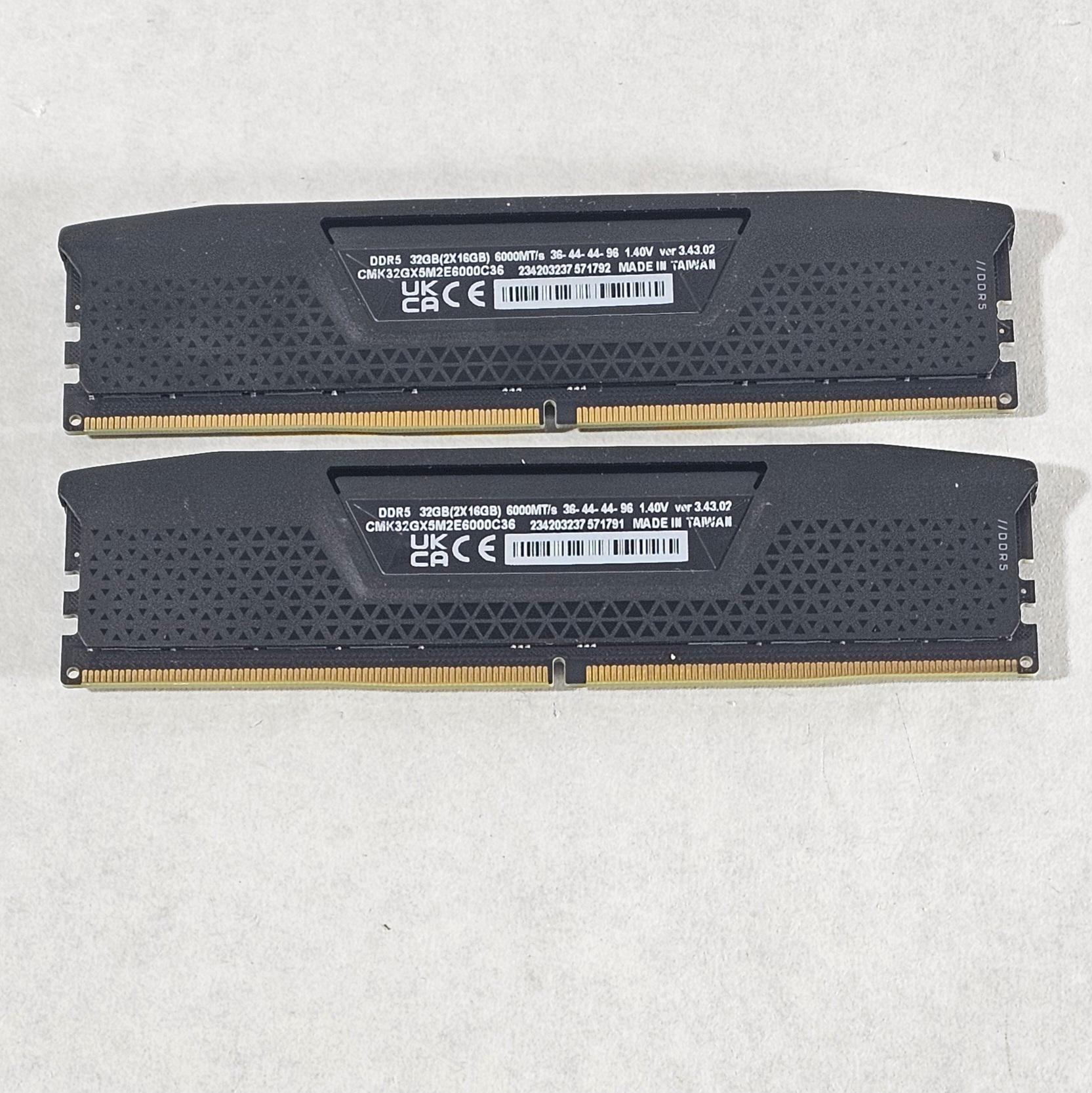 32GB DDR5 (2x16GB) CL36 6000MT/s Corsair Vengeance