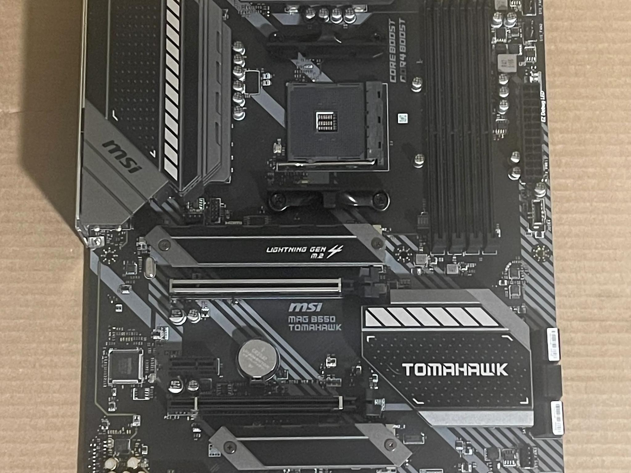Like New, MSI B550 Tomahawk