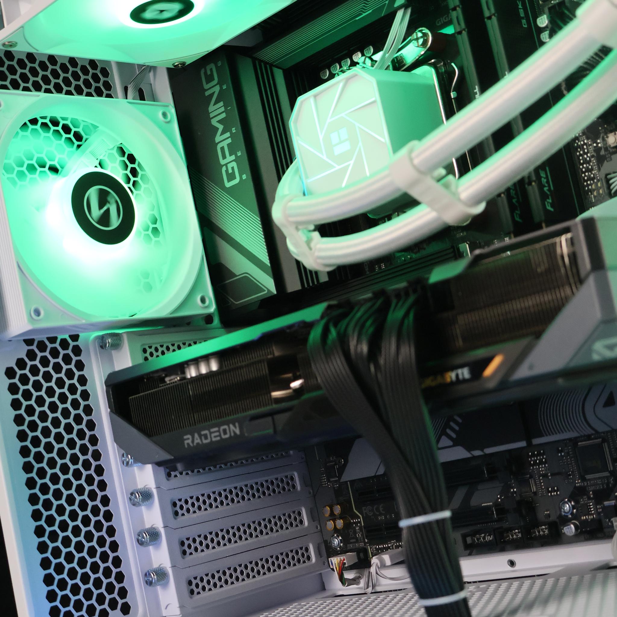 ⚪ Ryzen 7 9700X/RX 9070XT 16GB Gaming/Streaming PC ⚪