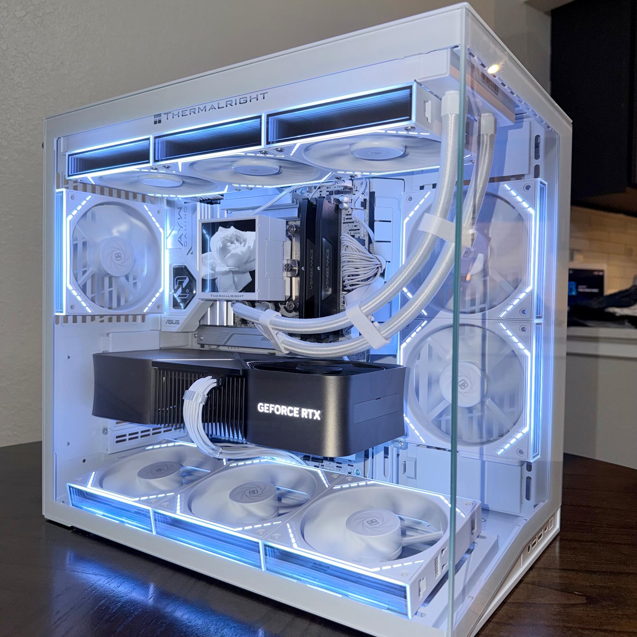 Premium White Gaming PC - RTX 4080 FE 16GB | Ultra 7 265K (20 Cores) | 32GB DDR5 | 2TB Gen4 NVMe SSD