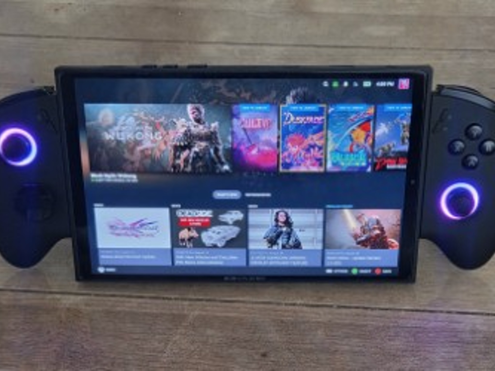 Onexplayer X1 Mini (8840u) 32gb / 1TB with Joycon controllers