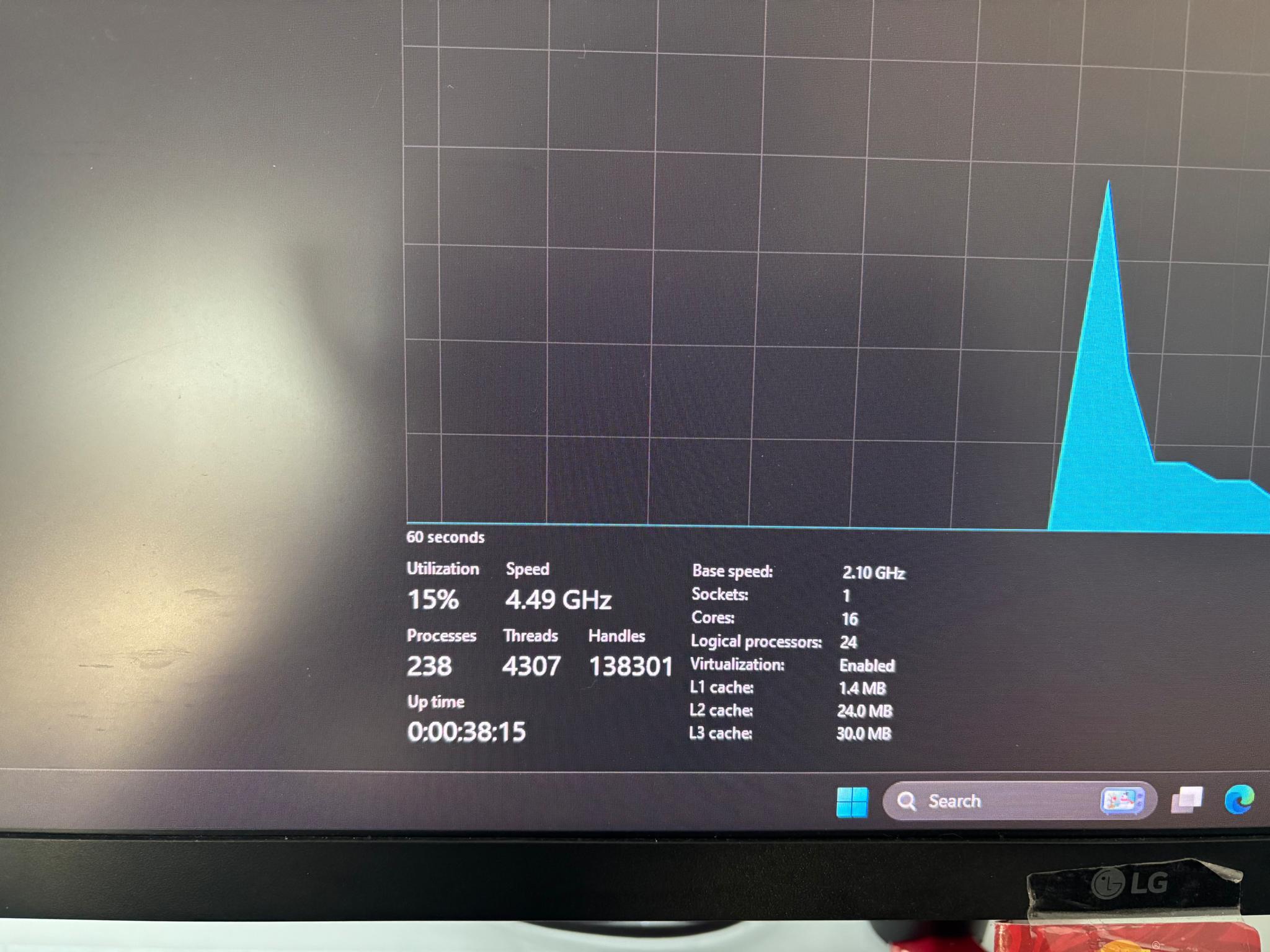 HP OMEN 40L Desktop Gaming Beast - Intel I7-13700,16GB DDR5 5200MHZ,512GB Gen4 SSD,AMD RX 7700XT
