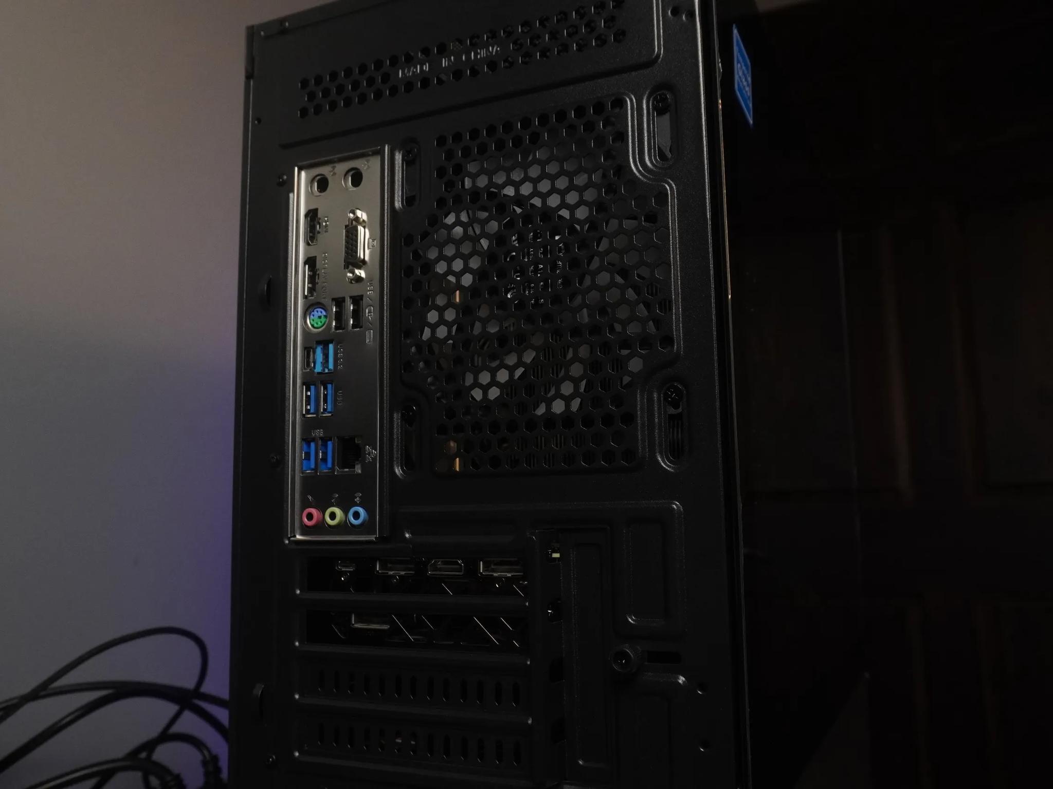 🖤 STEALTH BEAST 🖤 1440p/1080p GAMING MACHINE 💚RTX 2070 Super 🧡 Ryzen 5 5600 | 32GB | WIFI