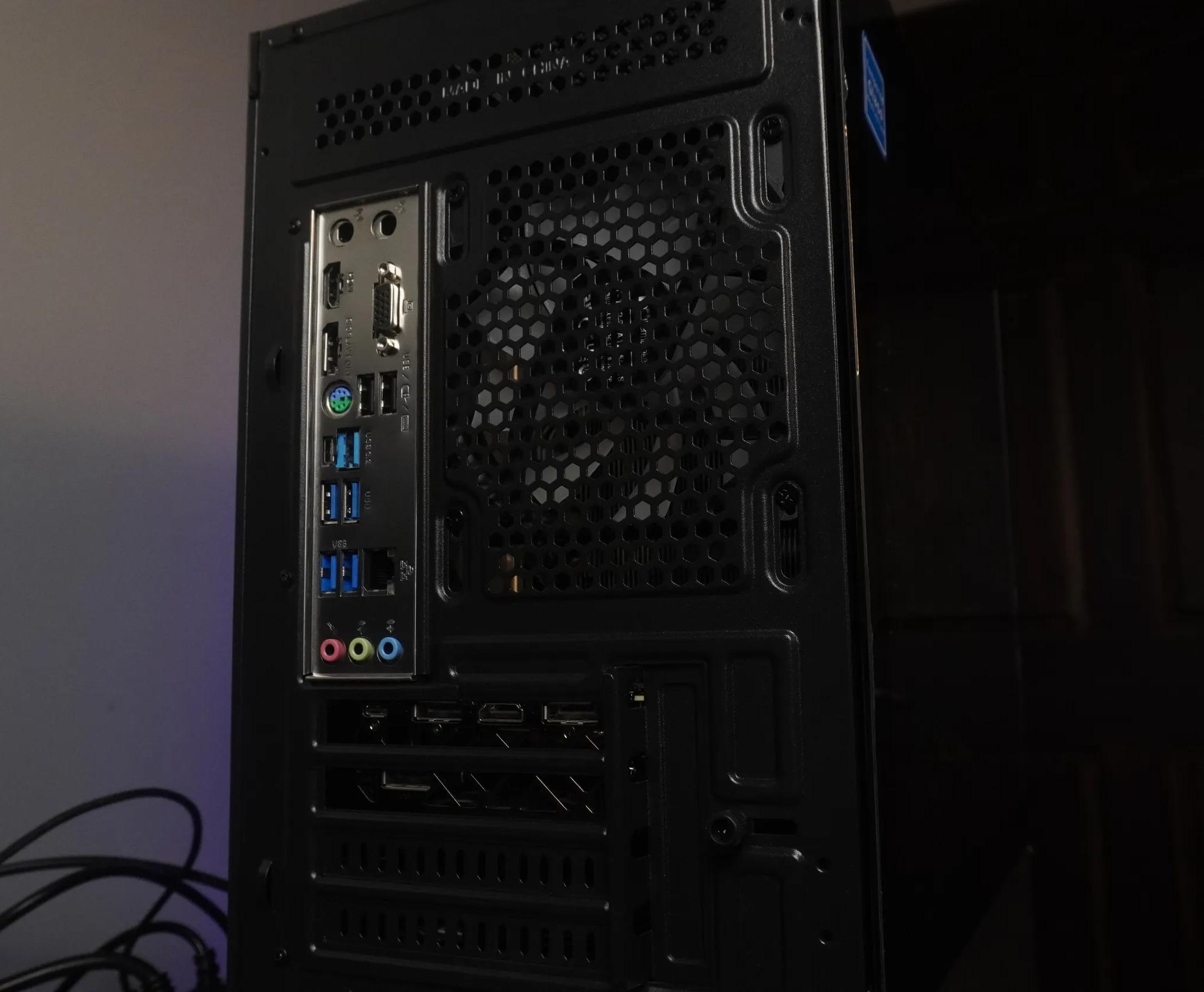 🖤 STEALTH BEAST 🖤 1440p/1080p GAMING MACHINE 💚RTX 2070 Super 🧡 Ryzen 5 5600 | 32GB | WIFI