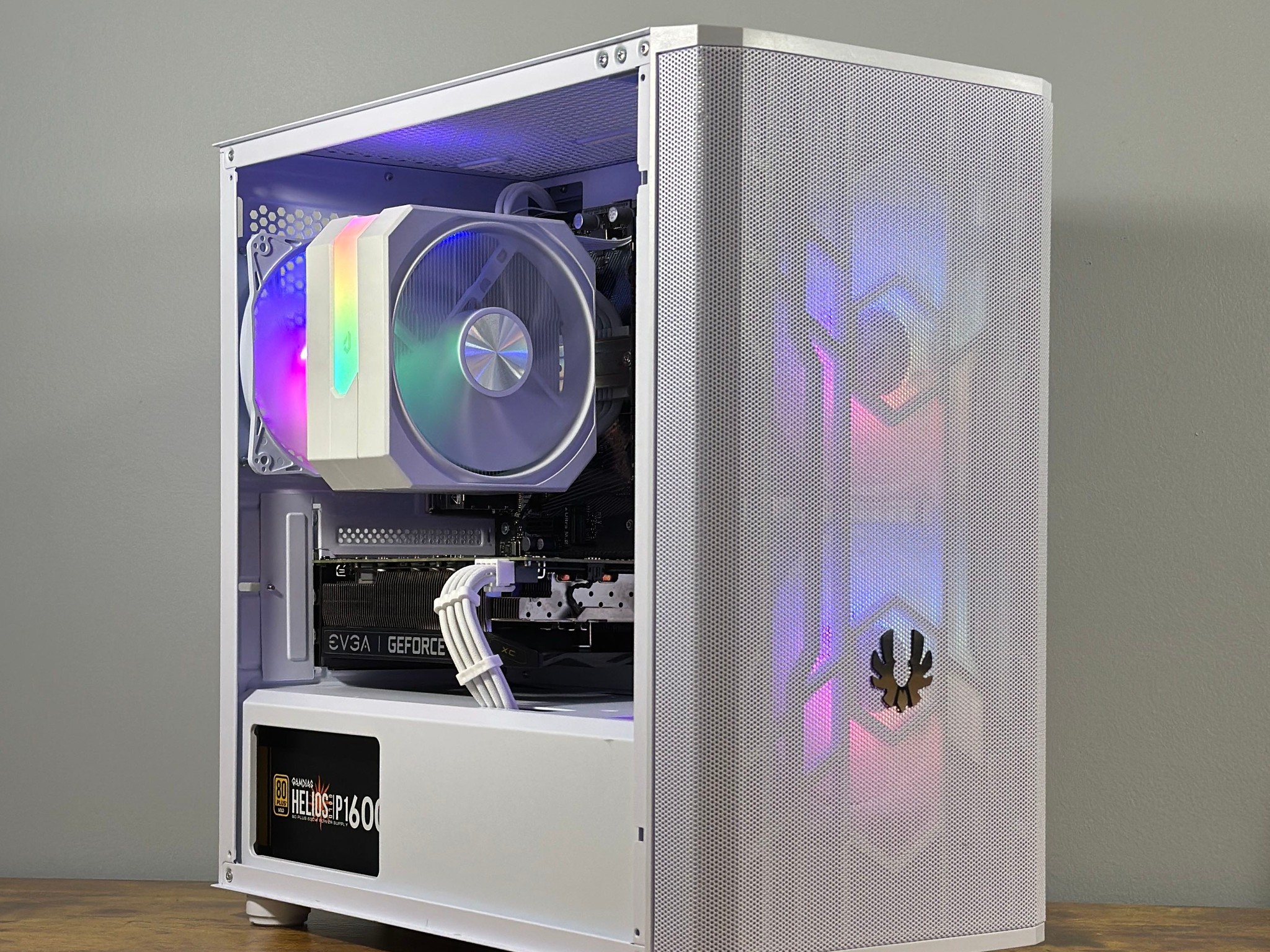 GTX 1660 6GB | Ryzen 5 4500 | 16GB DDR4 | 500GB SSD | Win11 | WIFI | 1080P White Gaming PC