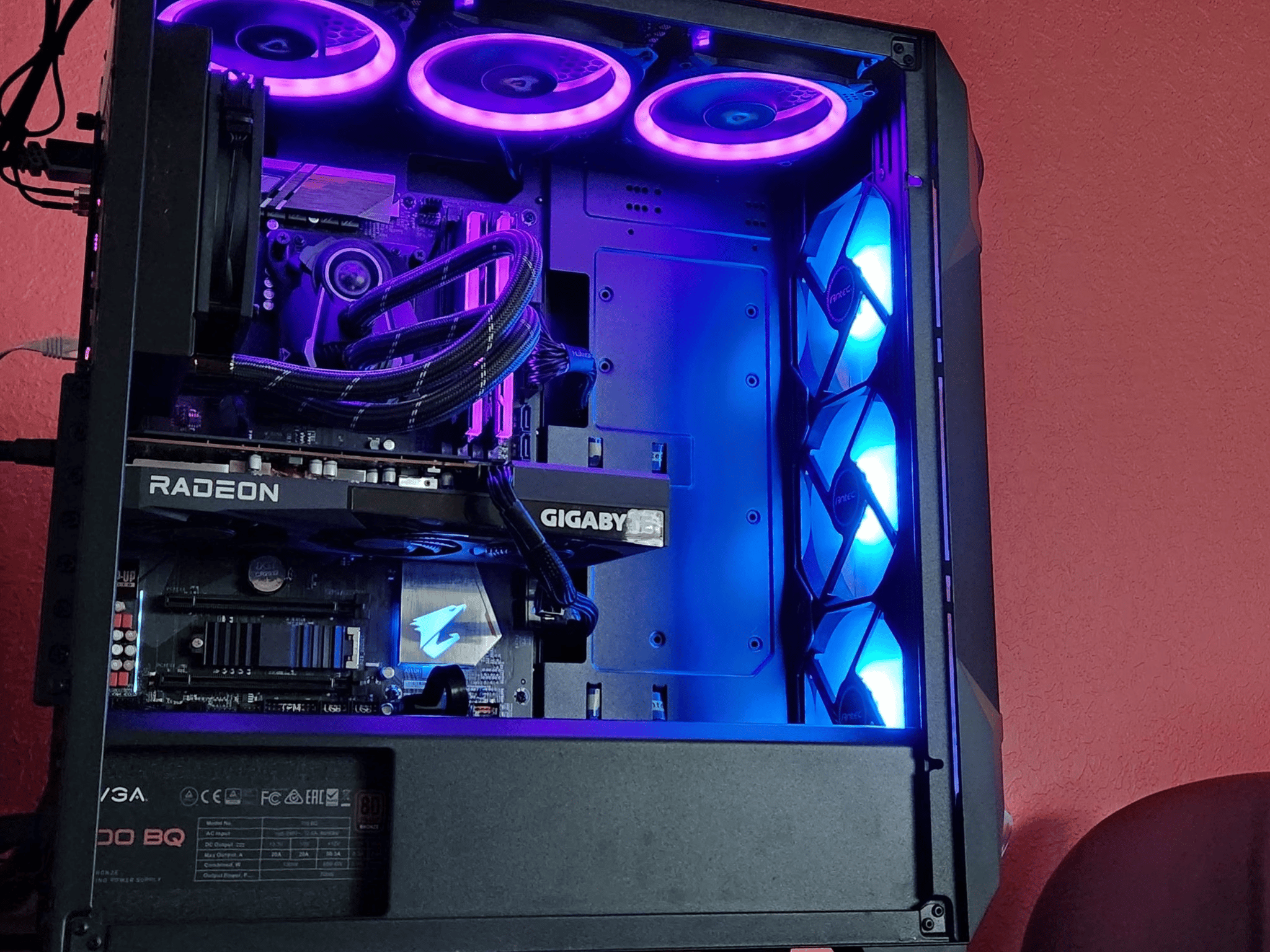 All AMD Rig, Ryzen 5600X and RX 6600XT, 16GB Ram, Liquid cooler.
