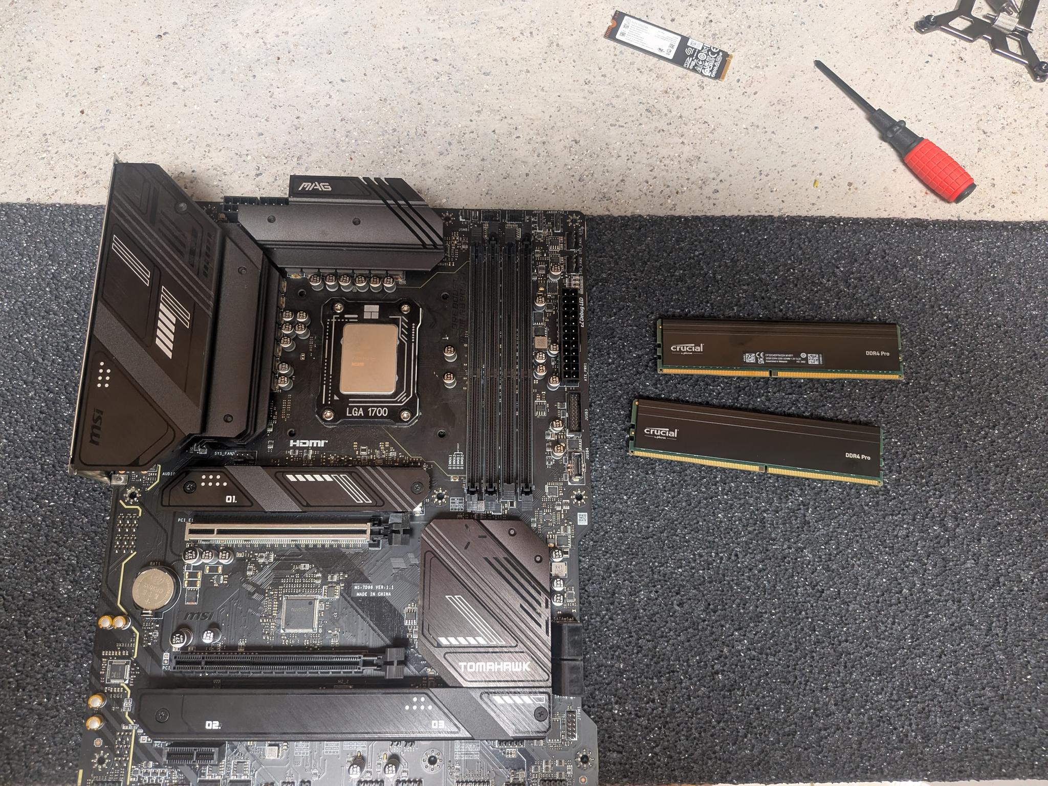 MSI Mag B760 combo