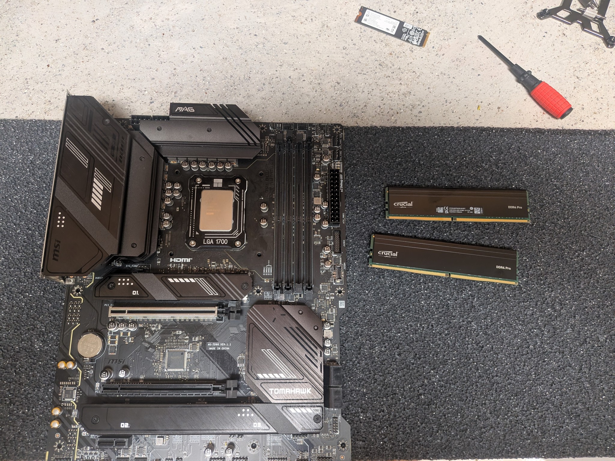 MSI Mag B760 combo