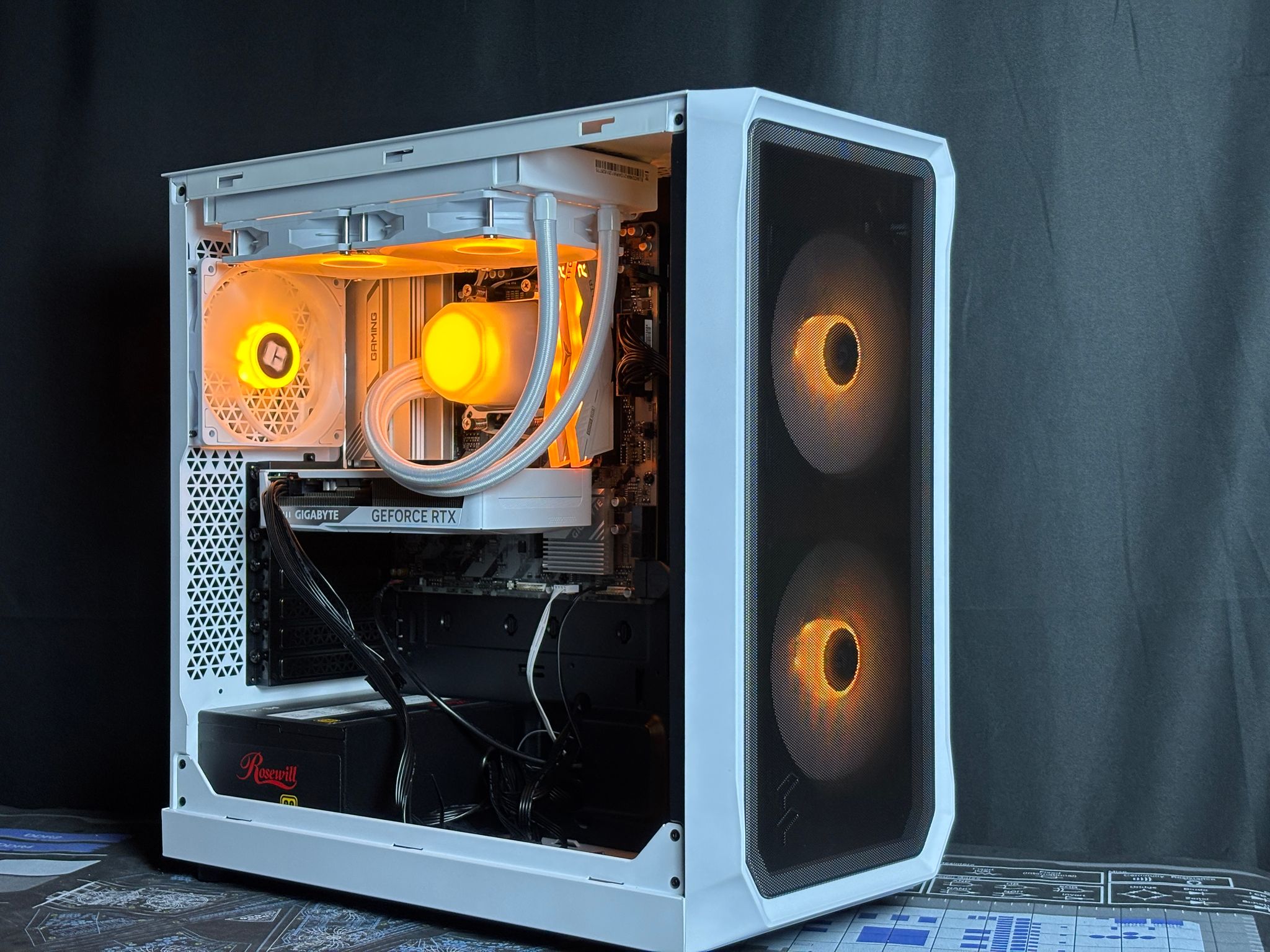 INSANE RTX 5060 PC| Ryzen 5 7600X | 16gb DDR5 | 1 TB M.2 SSD🎄