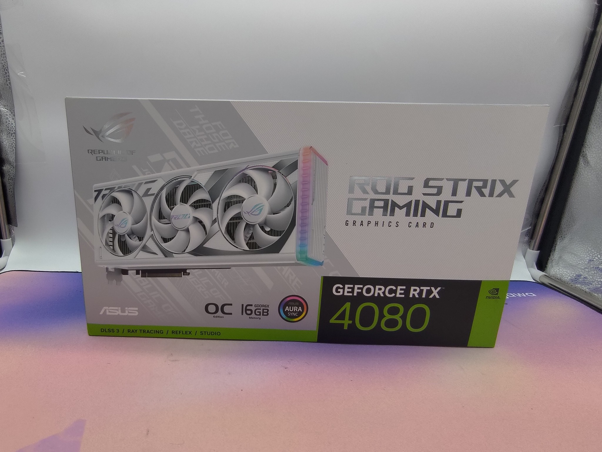 Asus ROG Strix RTX 4080 White Edition