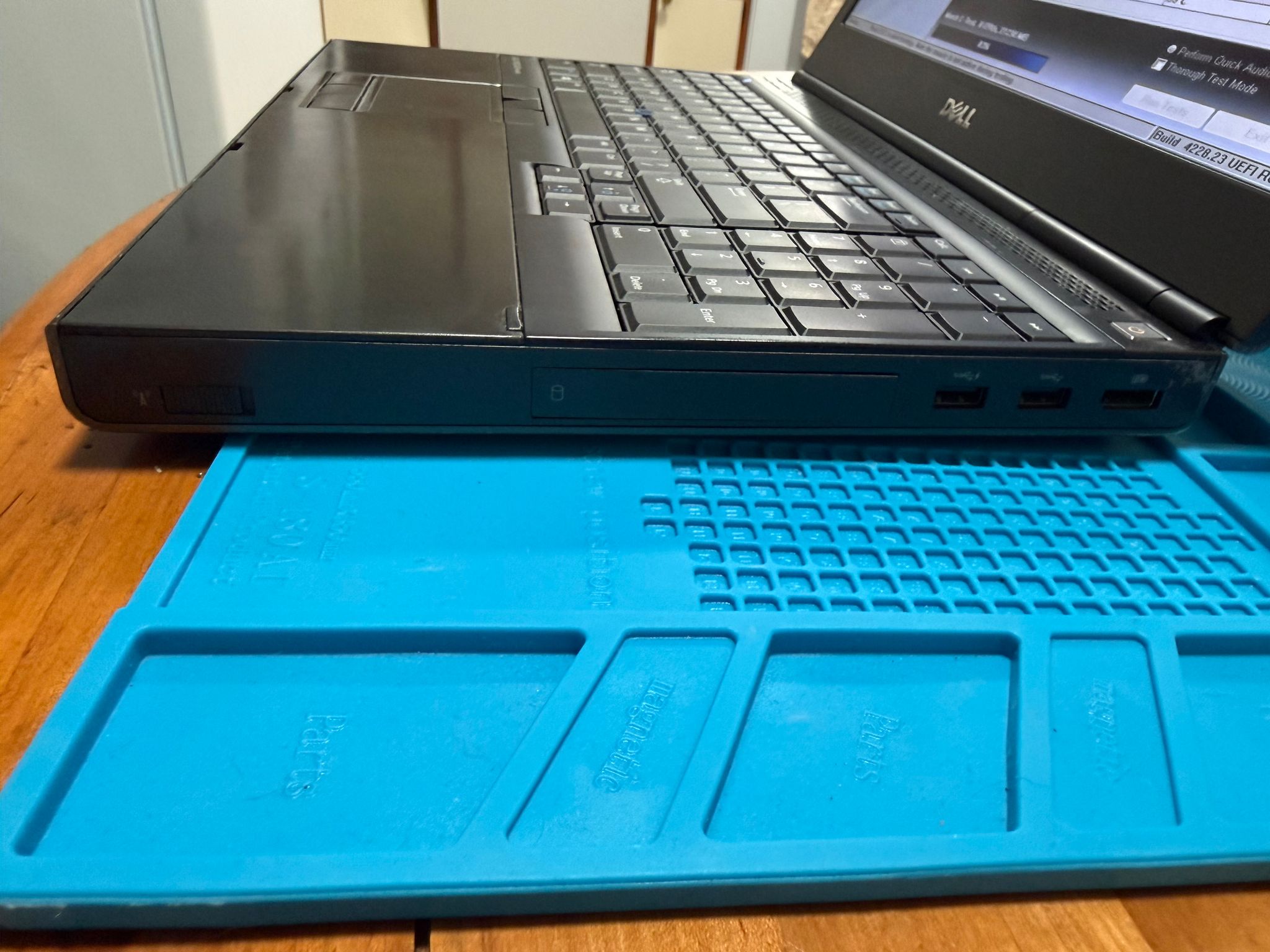 Dell Precision M4800 i7-4710mq Nvidia Quadro K1100M 24GB DDR3L