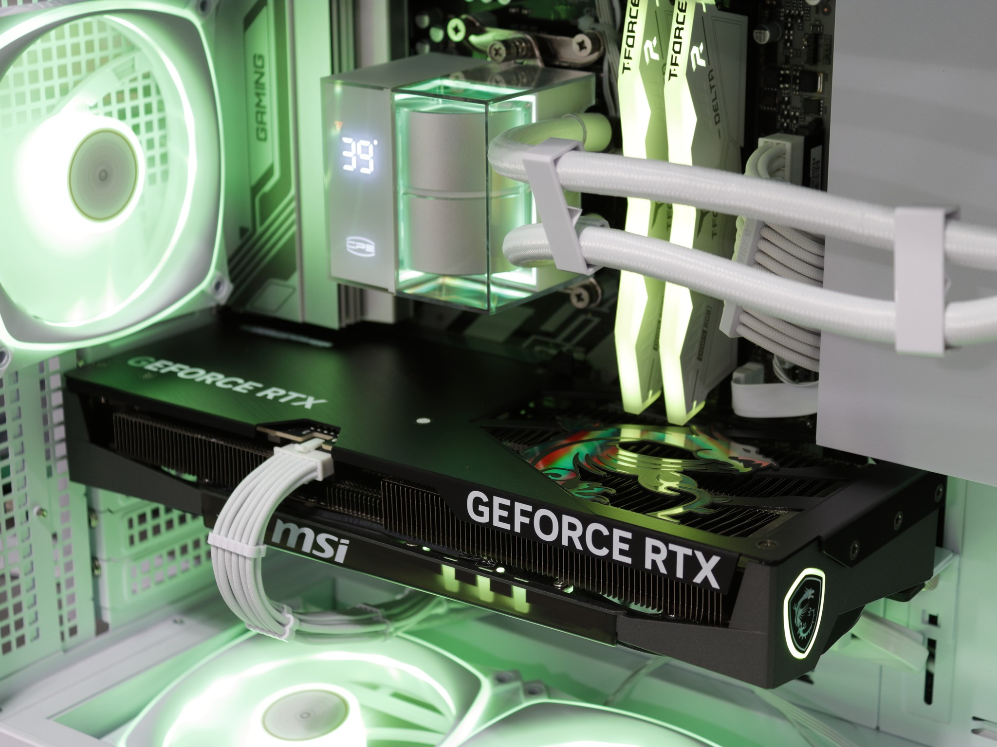 Snowbank - AM5 Gaming PC