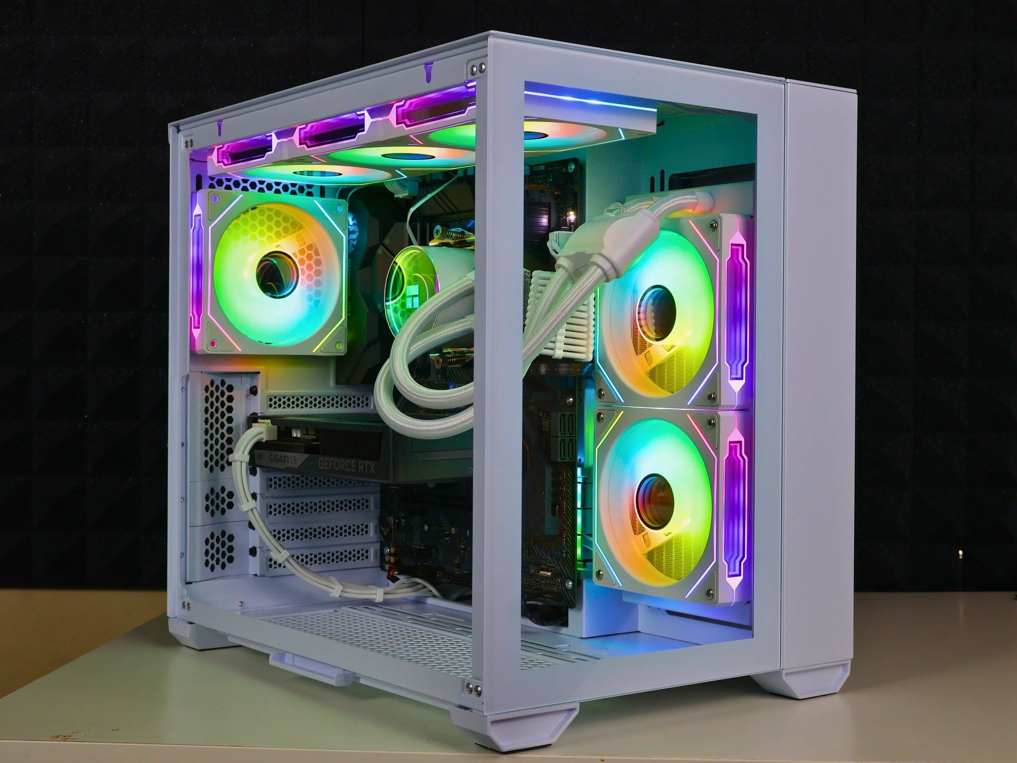 ⚪ Ryzen 7 5800XT/RTX 5060 8GB Gaming/Streaming PC ⚪