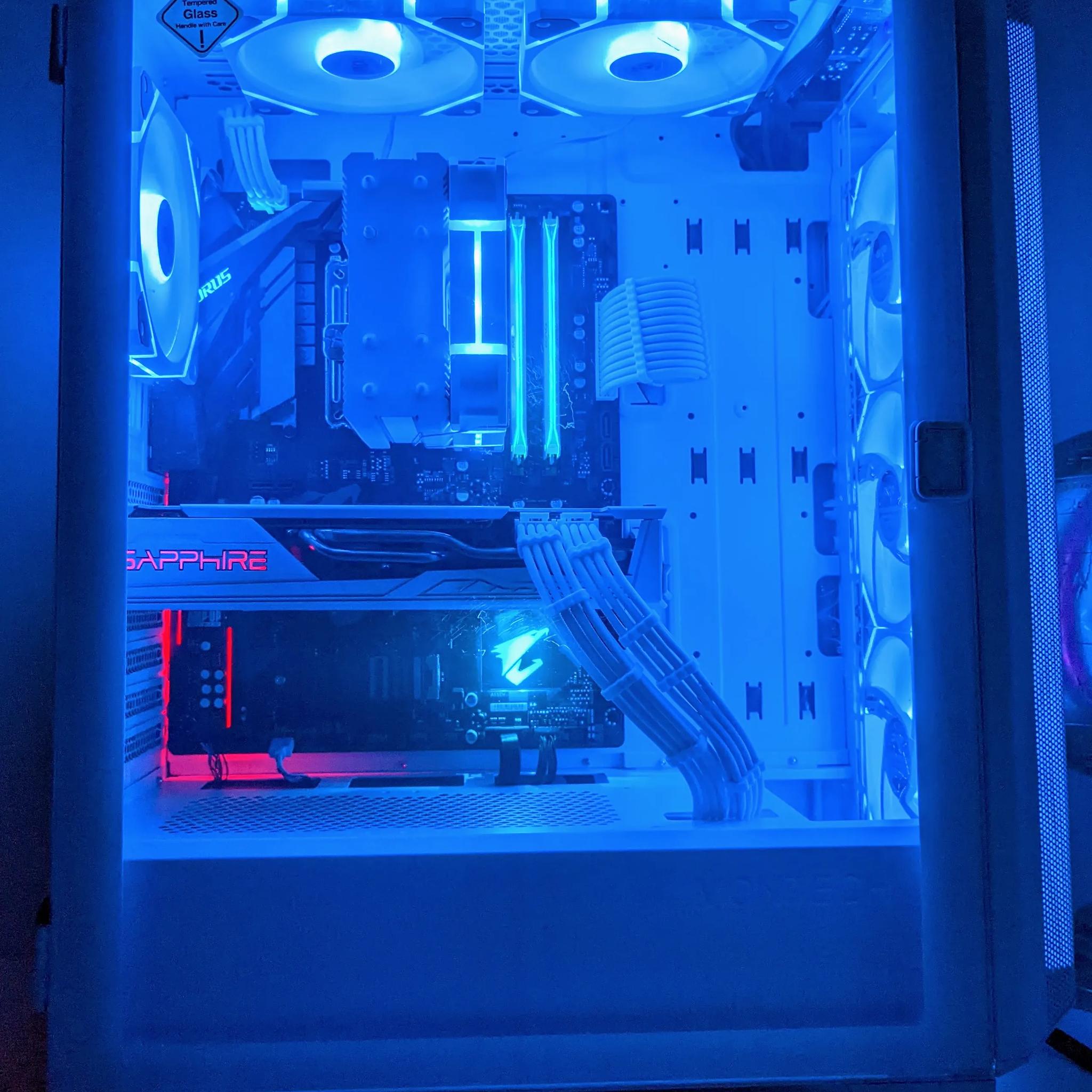 🌩️Sky-OnE🌩️| RX5700 XT| Ryzen 5@4.1GHz| 16GB DDR4 RAM| 1TB M.2 NVMe| Windows 11 Pro