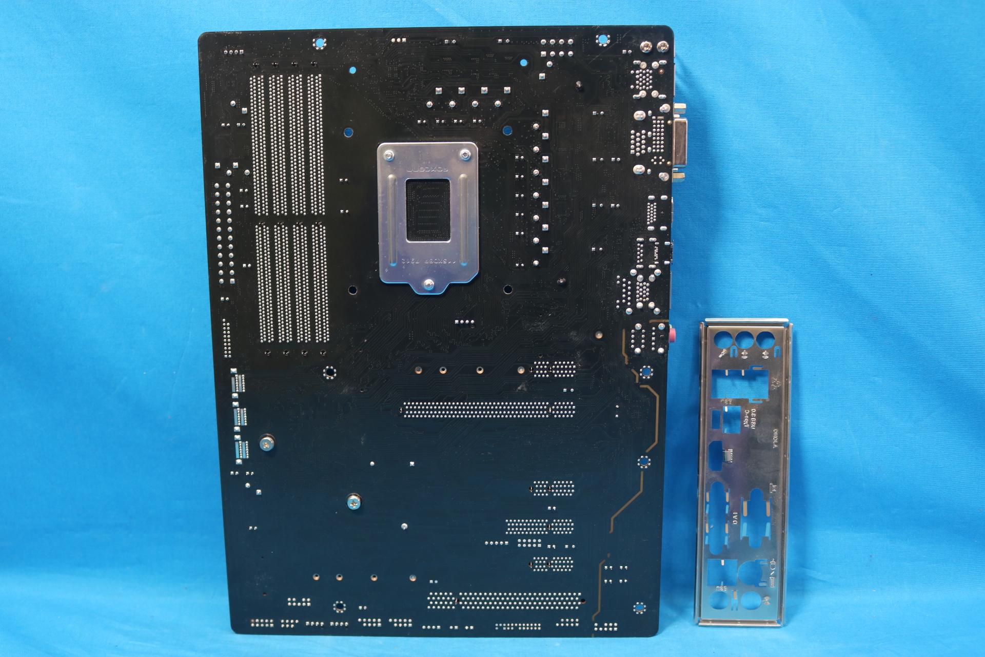 ASRock Z370 Pro4 Intel 8th Gen. LGA1151/Socket H4 DDR4 ATX Desktop Motherboard & I/O Shield