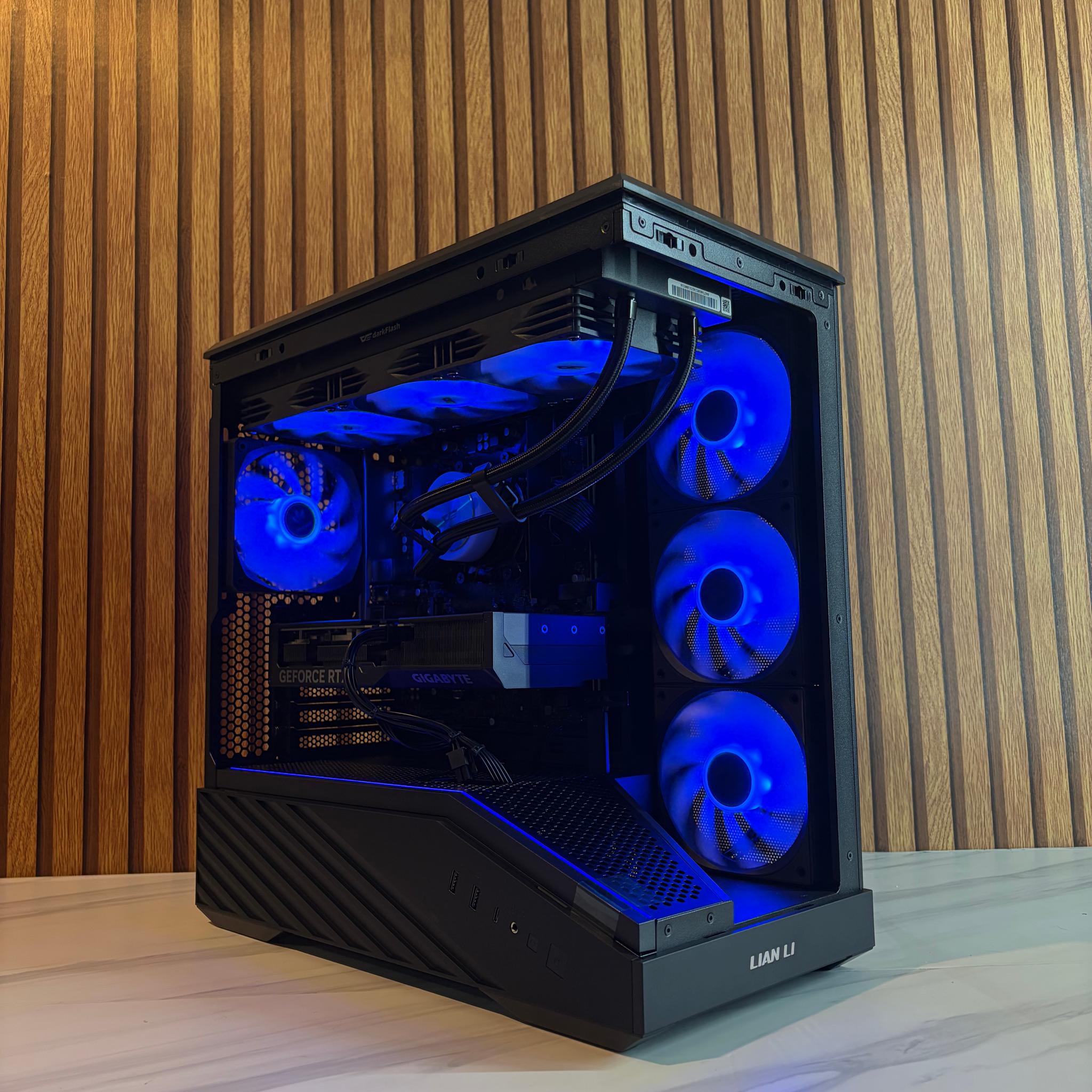 RTX 4070 | RYZEN 5 7600 | 16GB DDR5 | 1TB SSD | 360MM AIO
