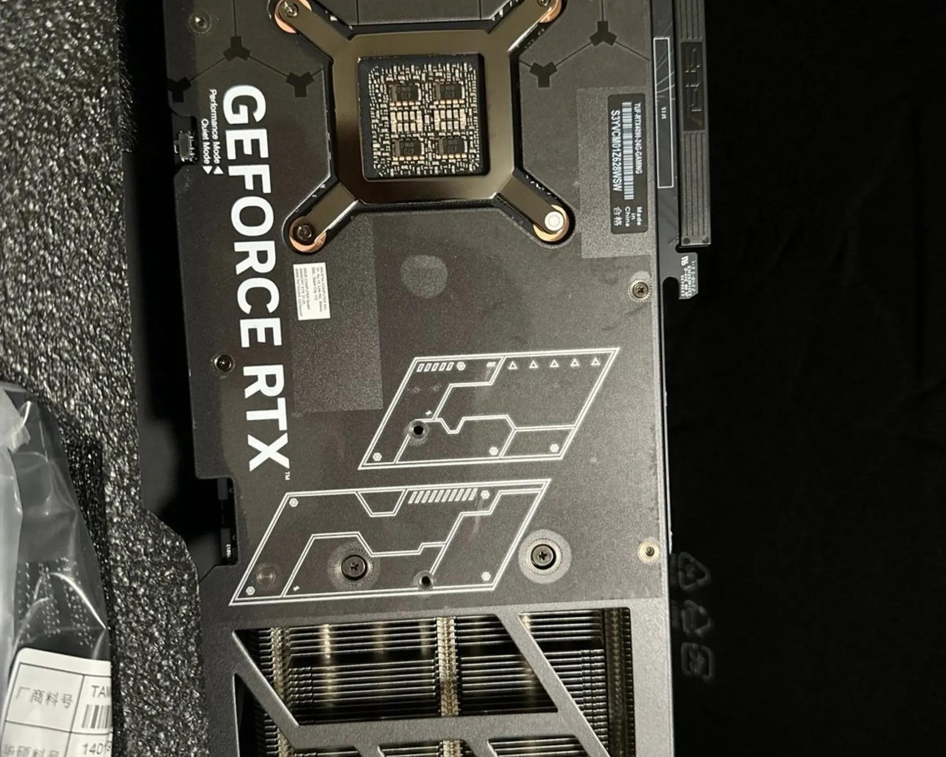 ASUS TUF GAMING OC GeForce RTX 4090 - Image 2