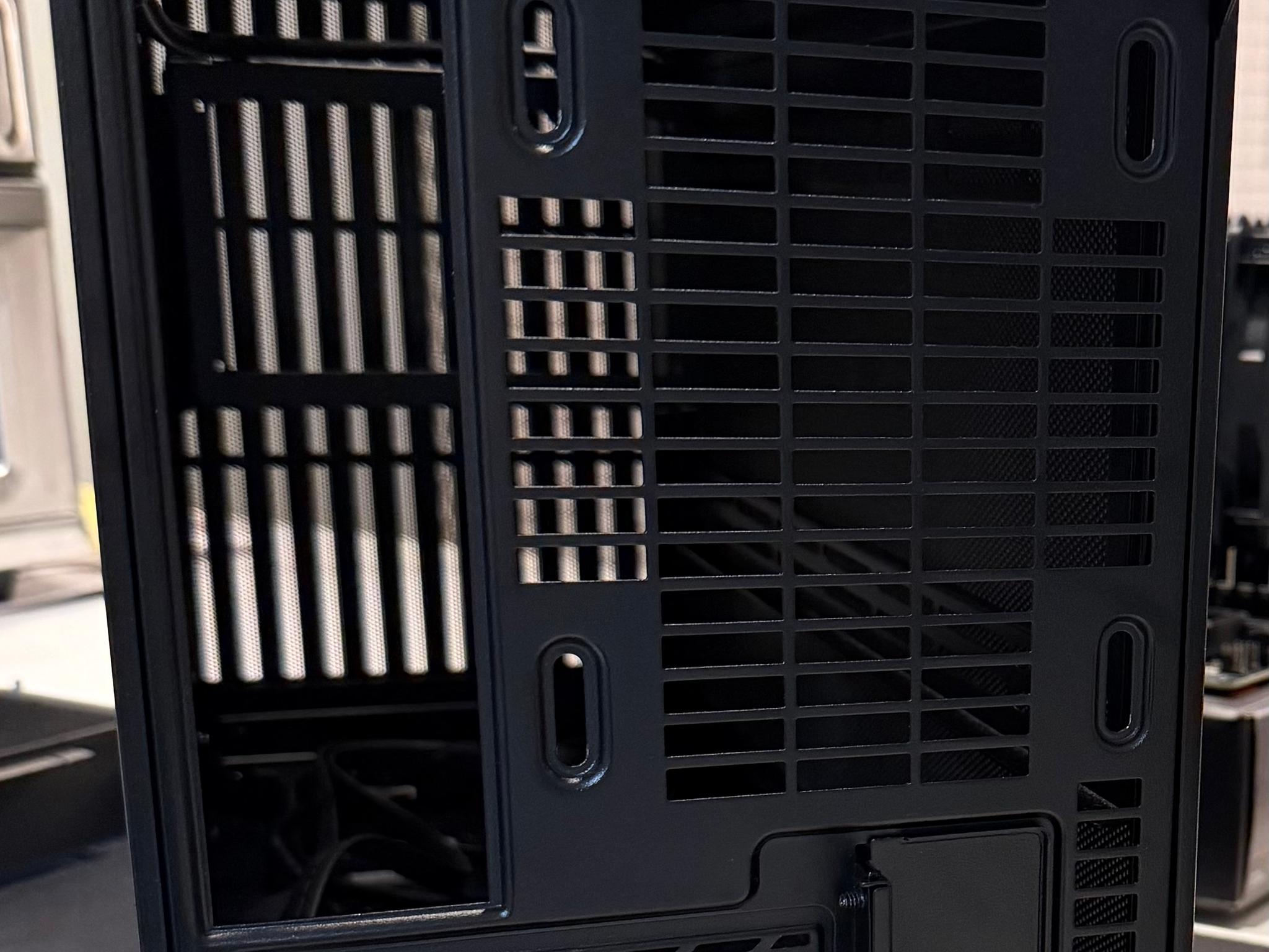 Lian Li A3 Wood mATX Case
