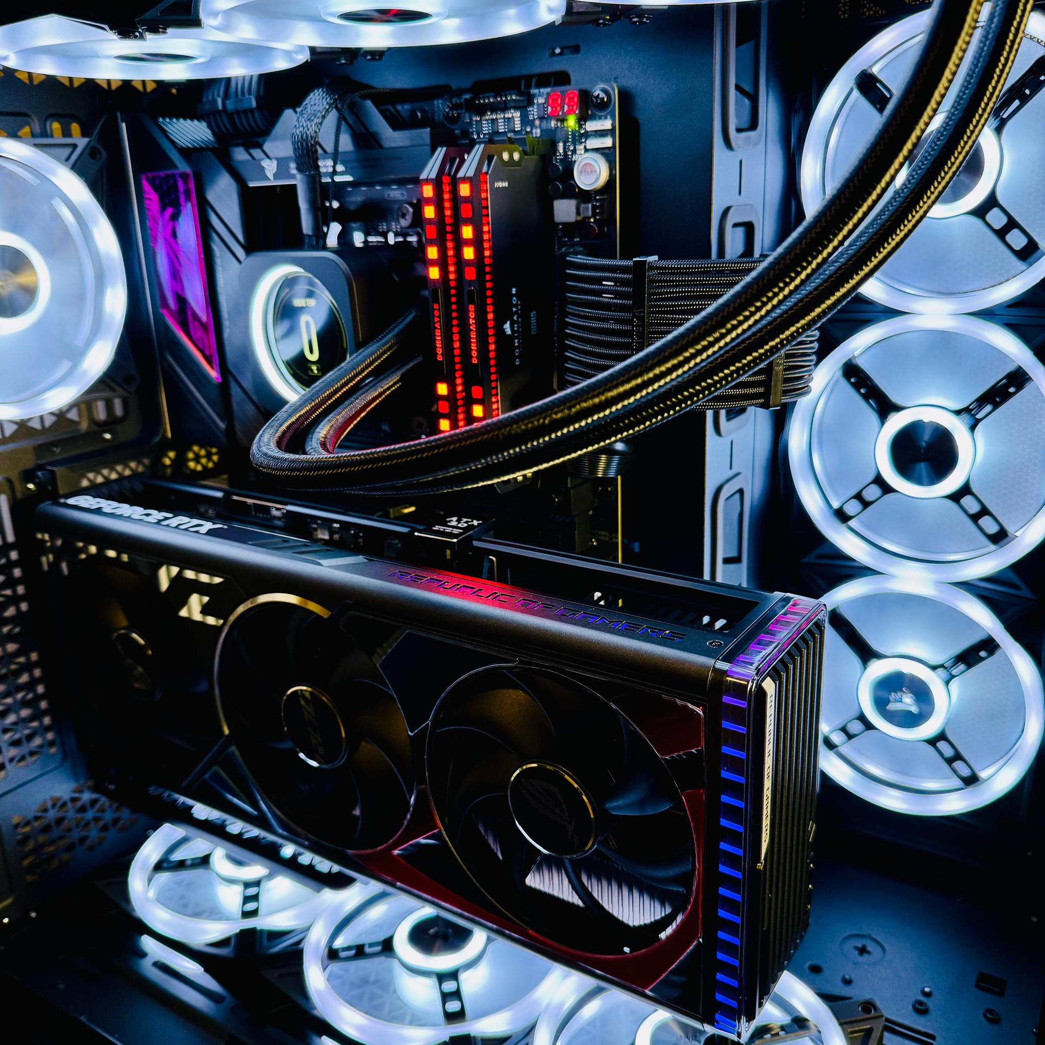 Haptix Corsair Dominator | ROG Strix 4090 OC - 7800x3D - 32GB Dominator DDR5 - 3TB | 1000w