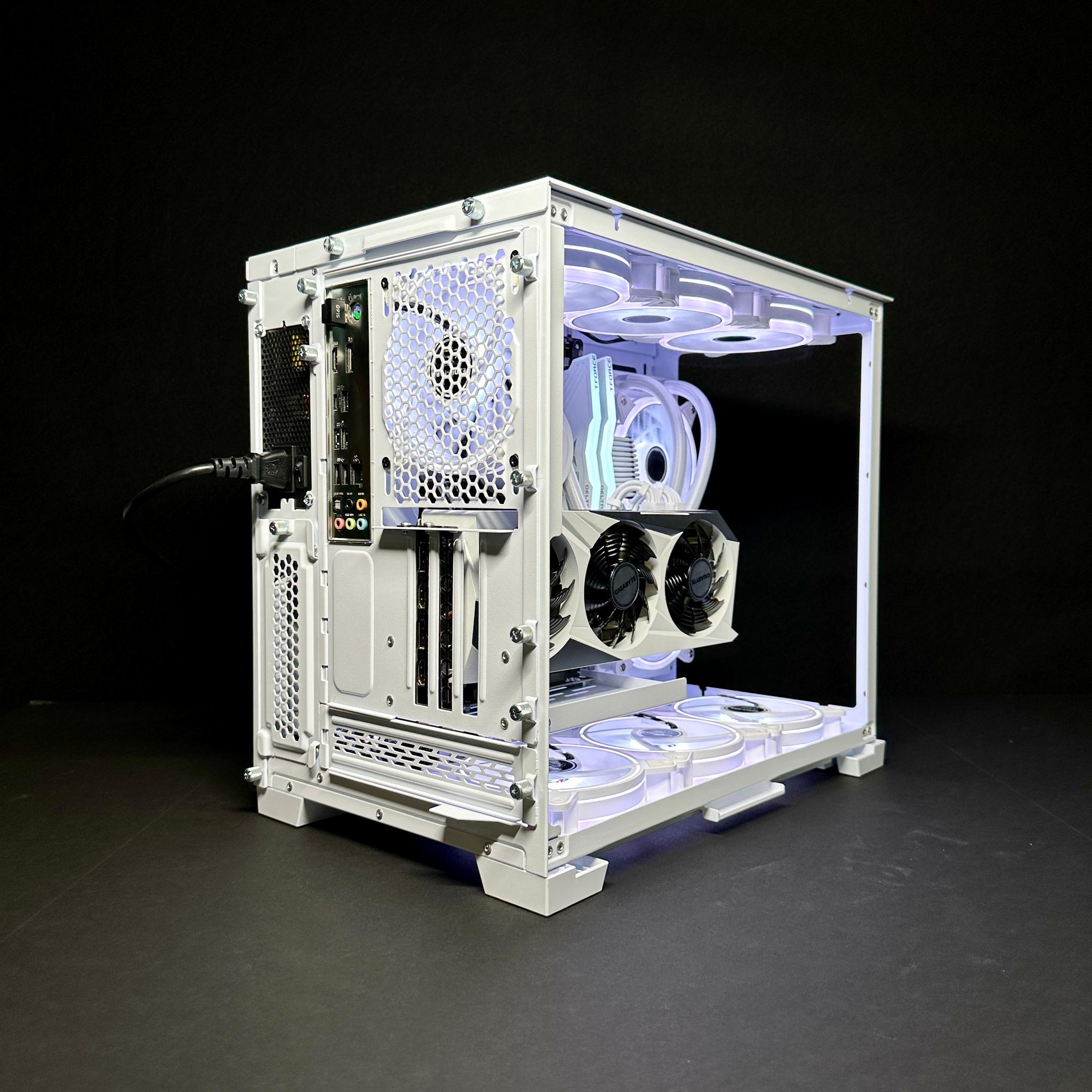 Snowball (RTX 3070 | Ryzen 7 3700x | 16gb RAM)