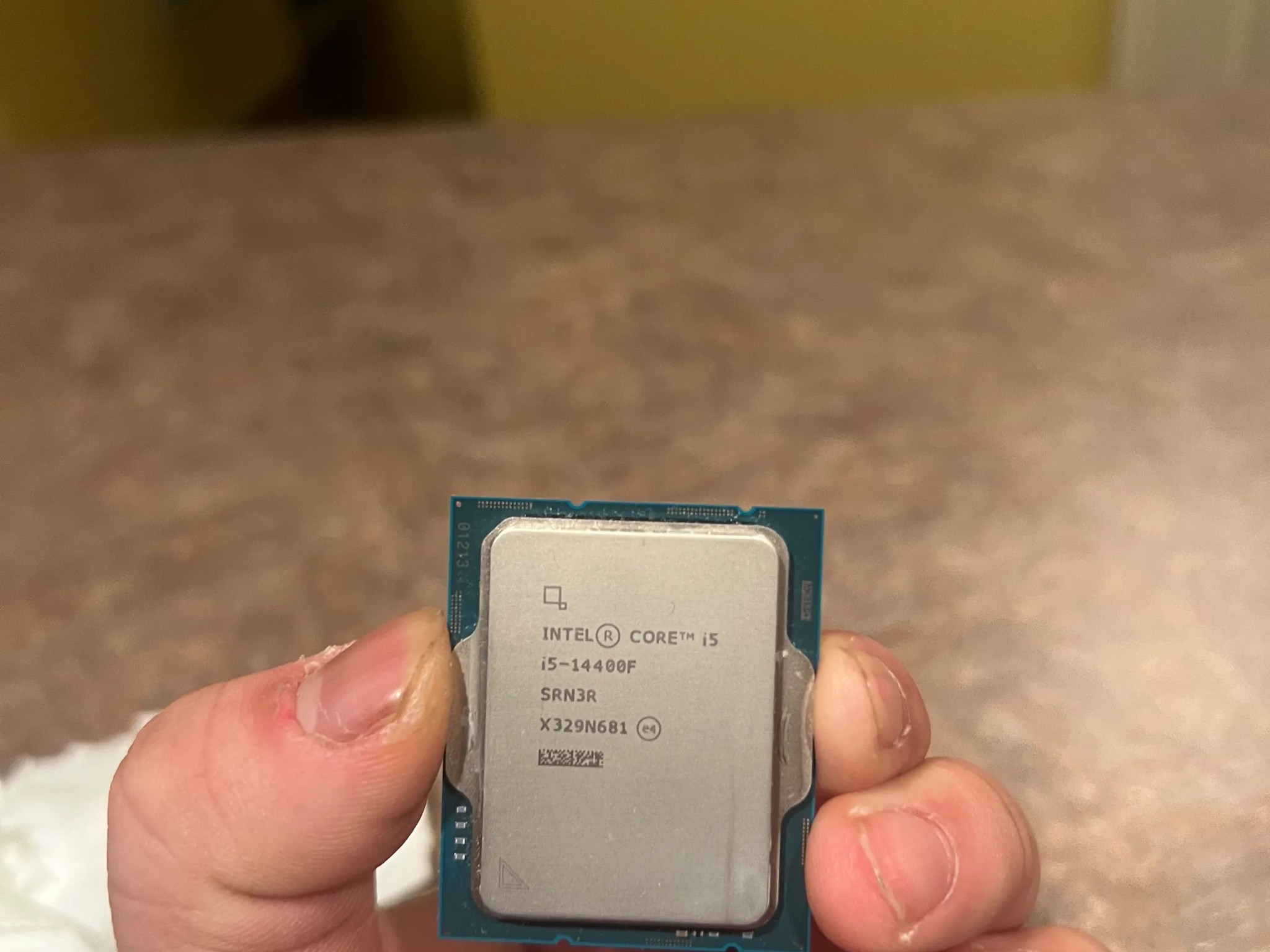 MSI Pro B760-p + Intel i5-14400f + 16 gb DDR5 Ram Kingston Fury Beast