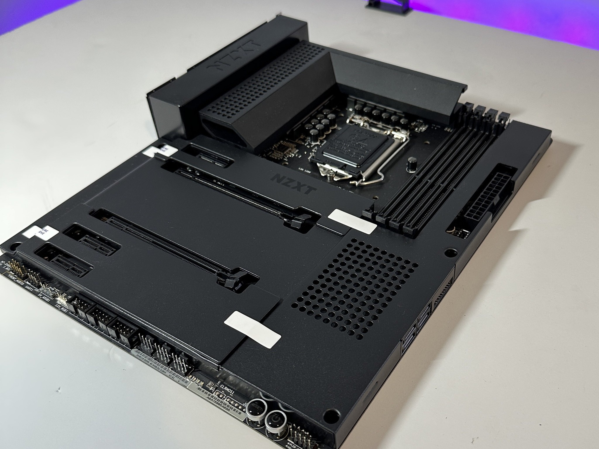 NZXT N7 Z490 Intel LGA1200 DDR4 ATX Desktop Motherboard W/ Original Box & Accesories
